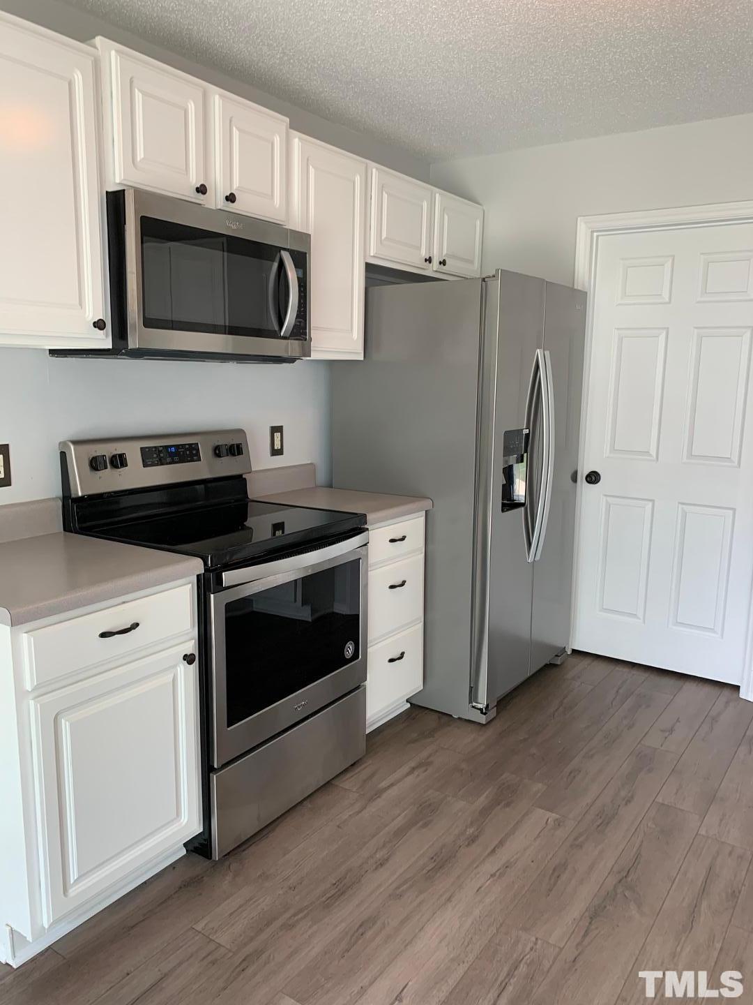 6120 Saybrook Drive Property Photo 4