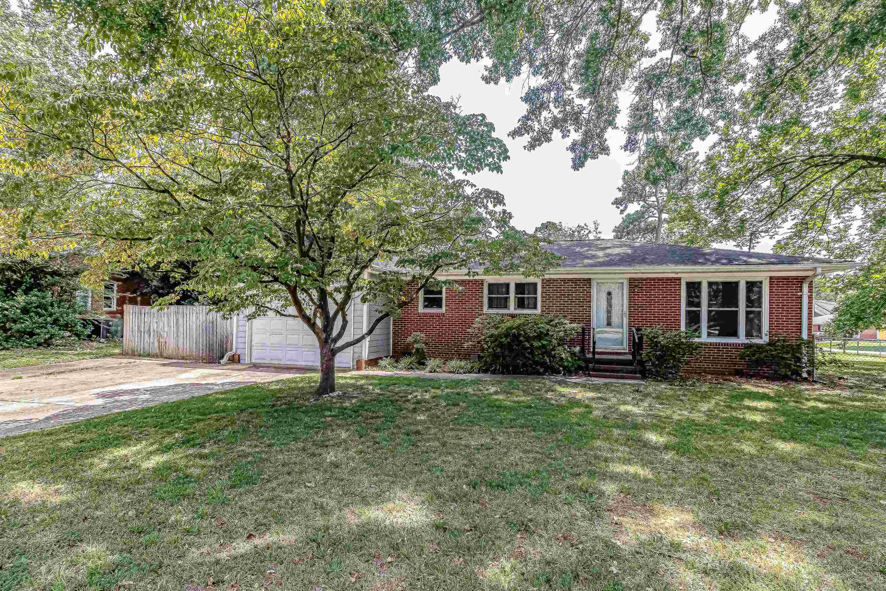 635 Winterlochen Road Property Photo 1