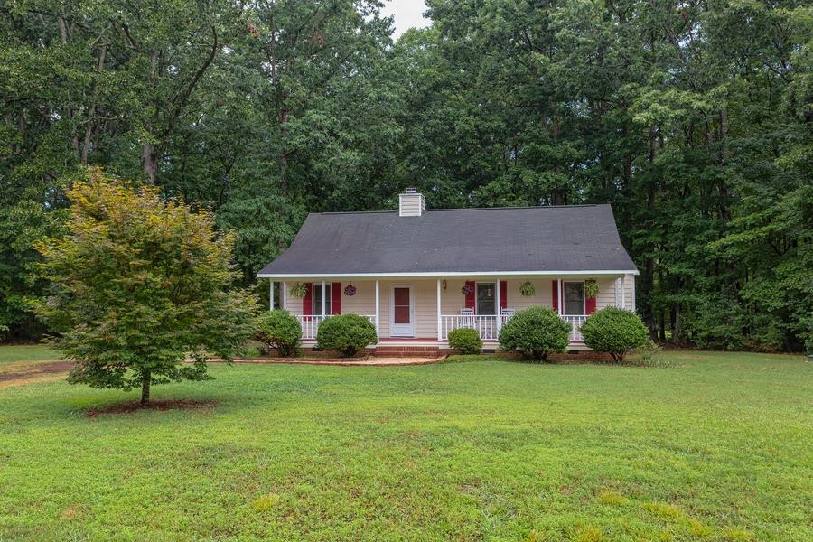 6220 Dawn Drive Property Photo 1
