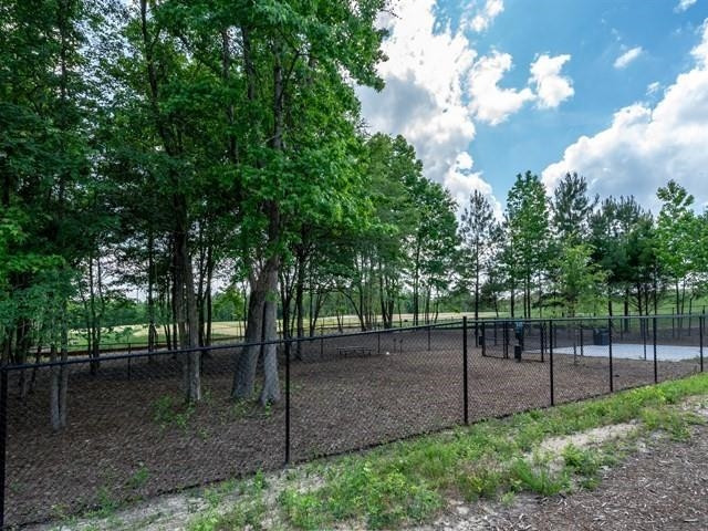 237 Wash Hollow Drive Property Photo 4