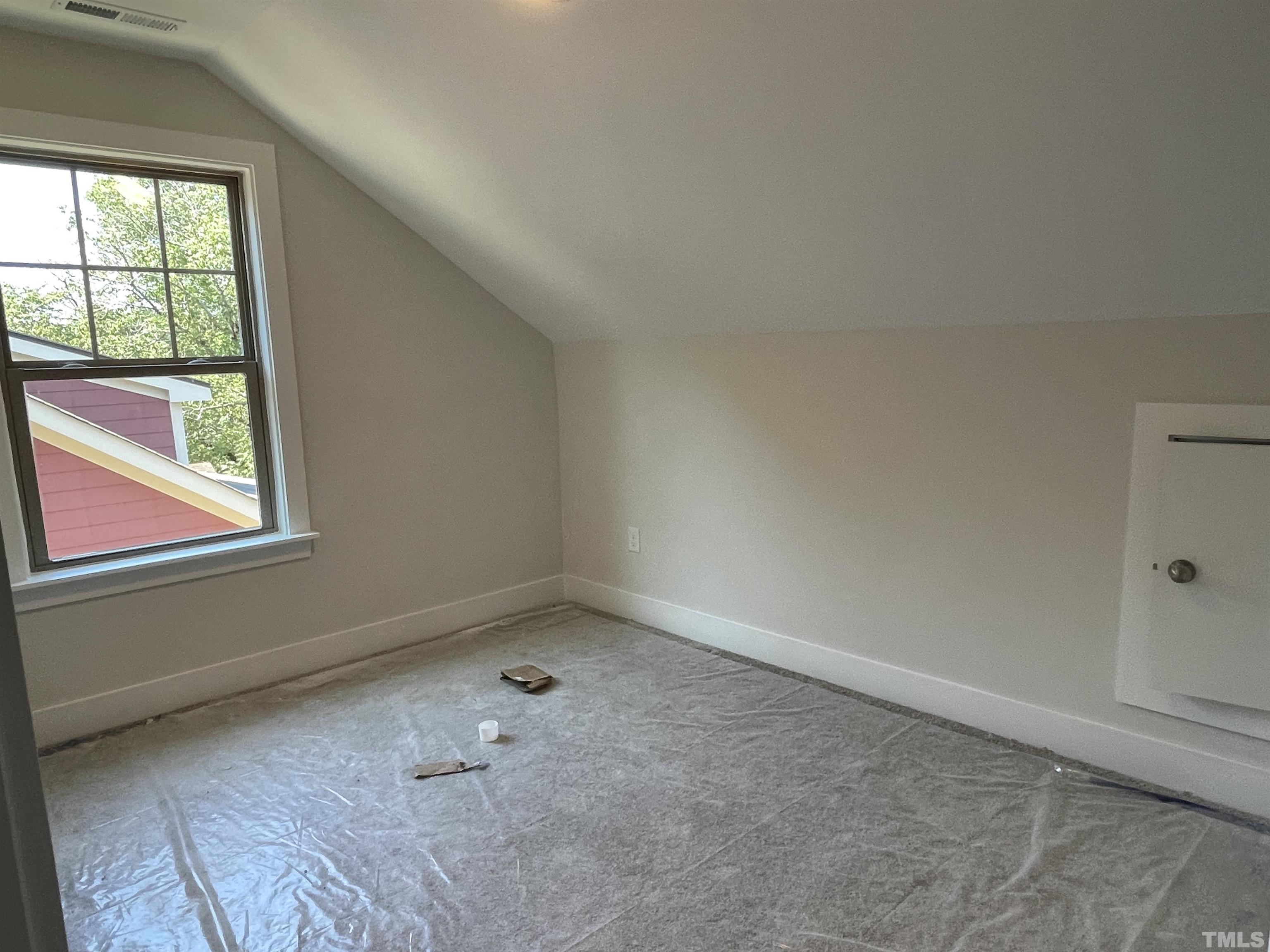 703a Grant Street Property Photo 13