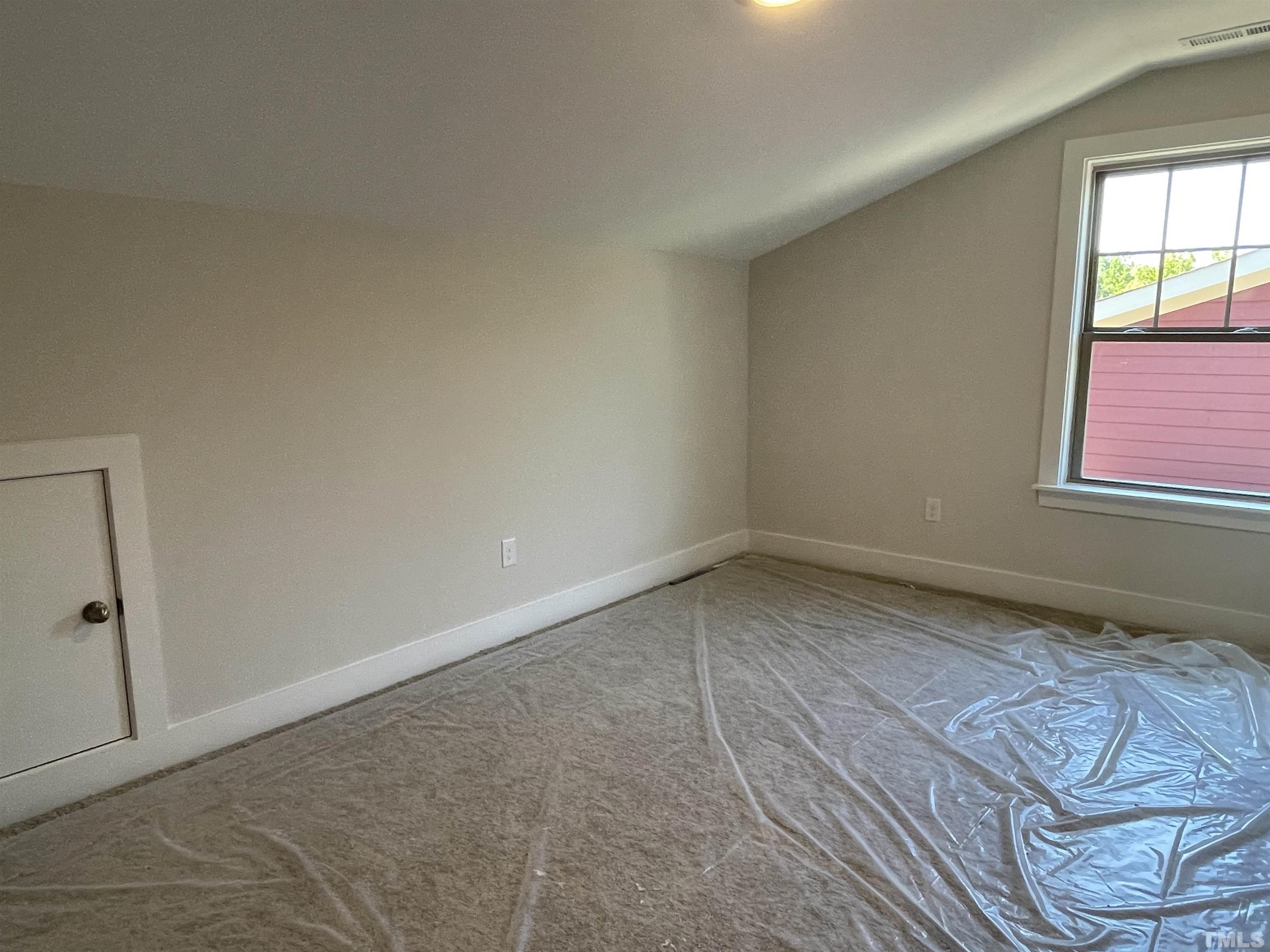 703a Grant Street Property Photo 15