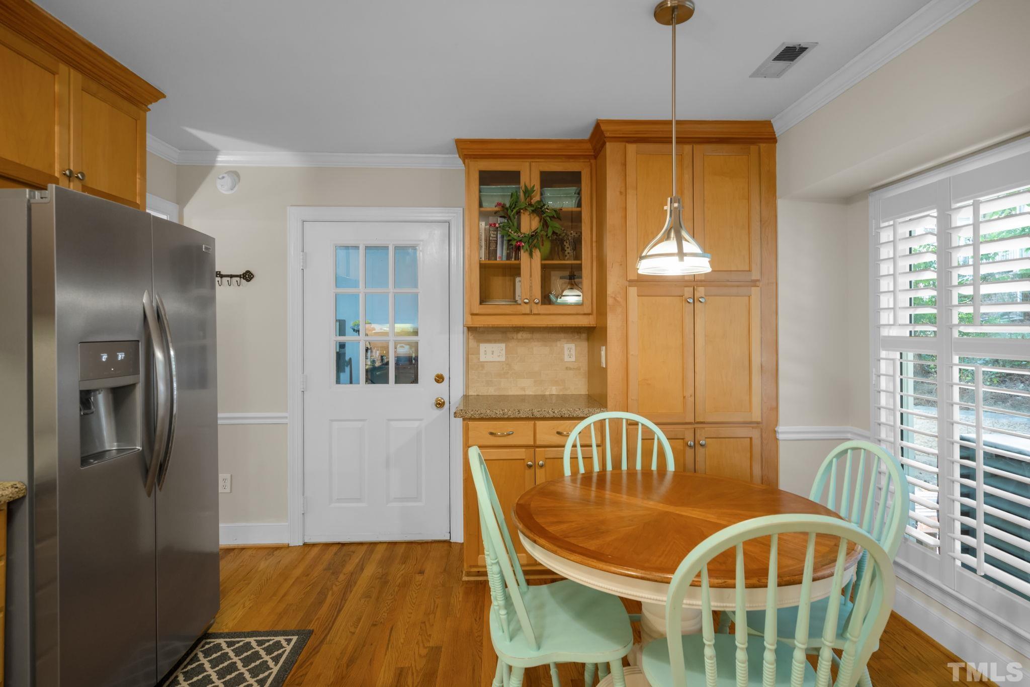 100 Haverstock Court Property Photo 15