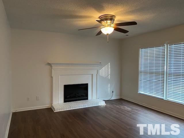 7301 Barberry Ct Property Photo 3