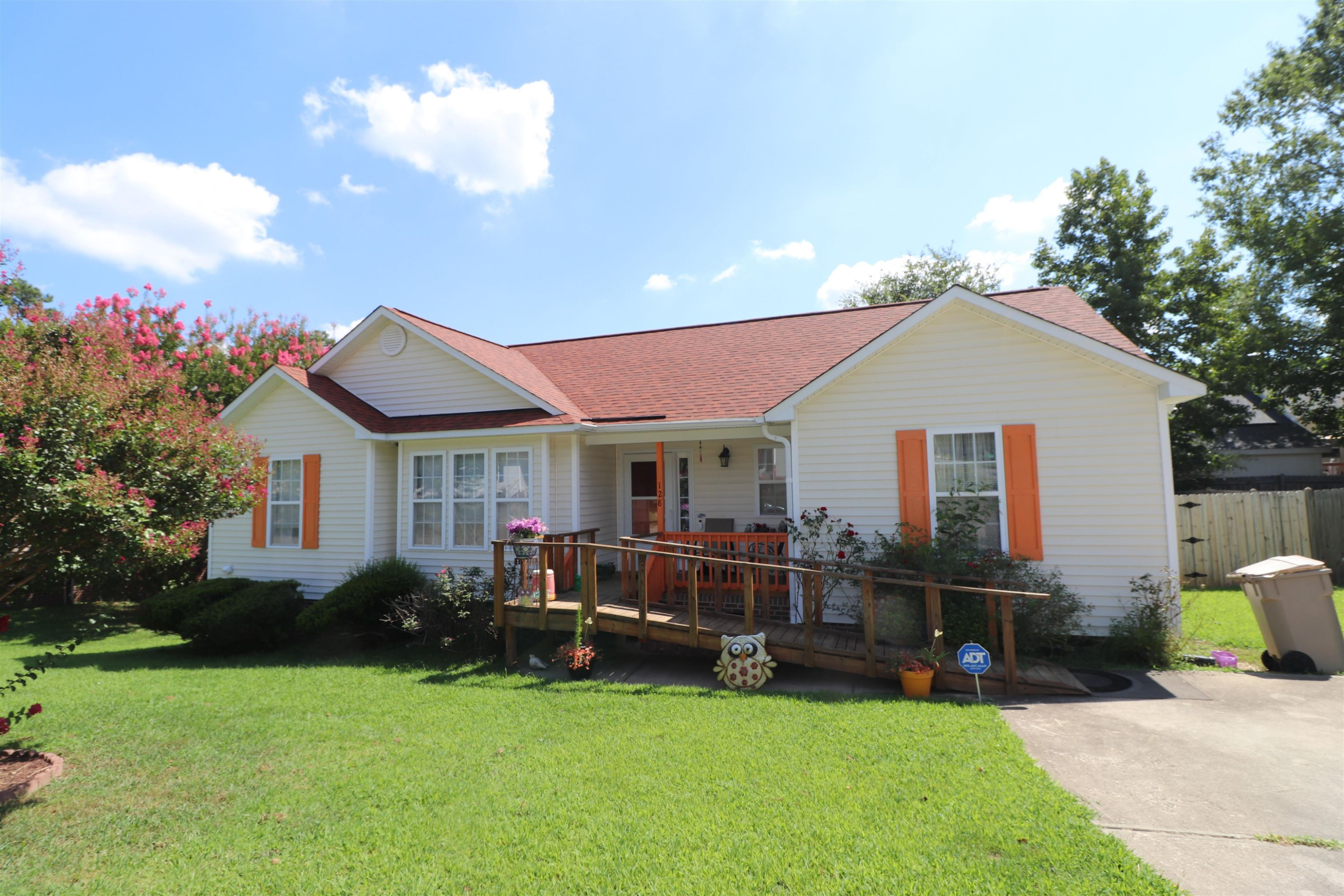128 Grassy Rio Lane Property Photo 1