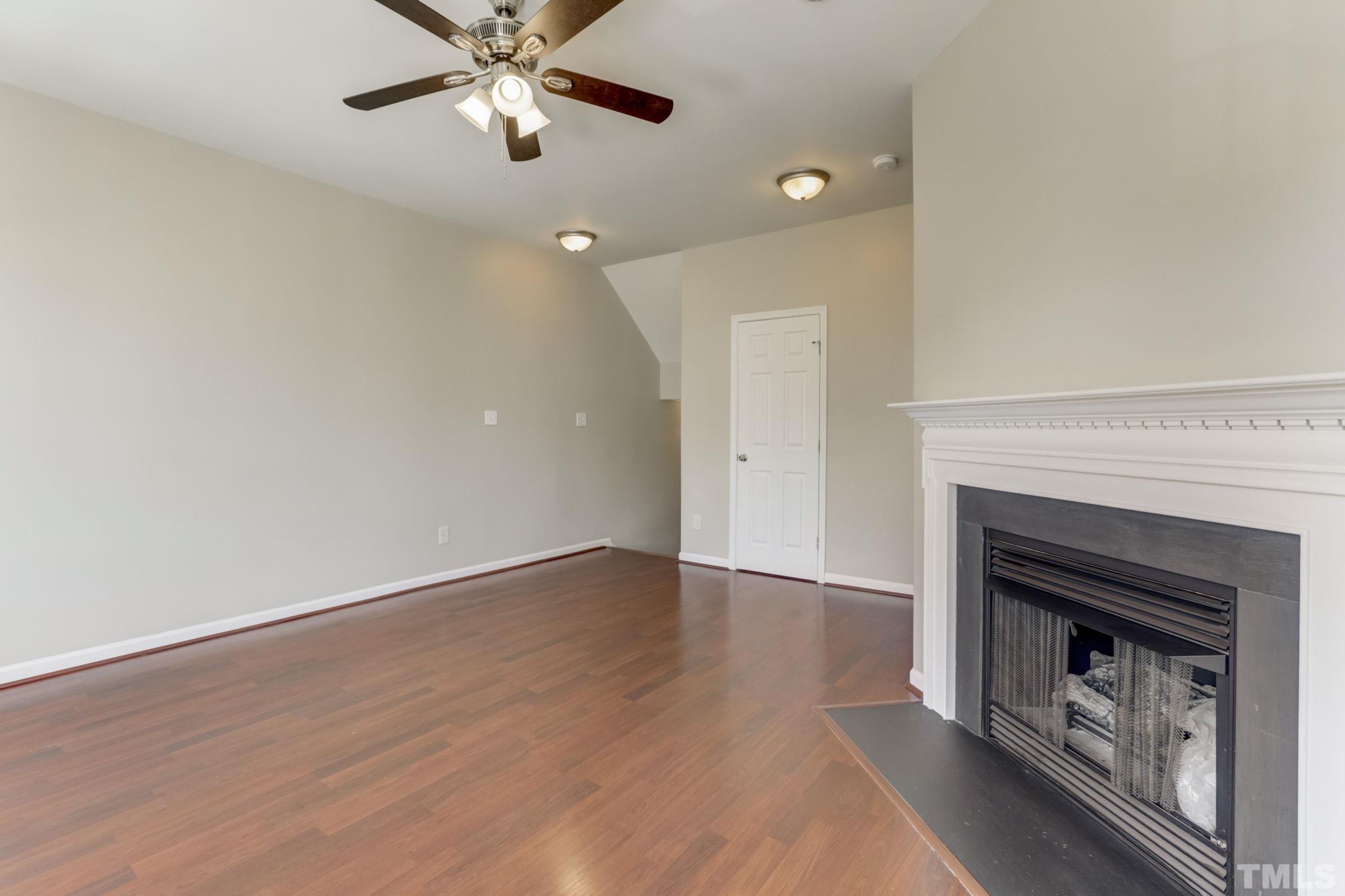650 Ganyard Farm Way # 18 Property Photo 5