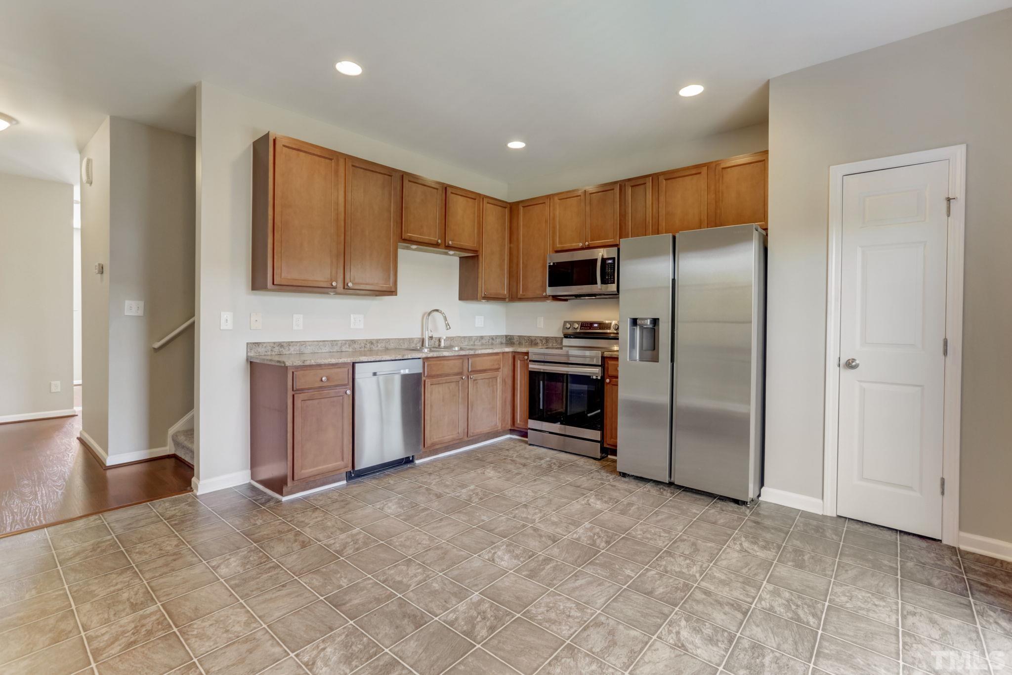 650 Ganyard Farm Way # 18 Property Photo 8