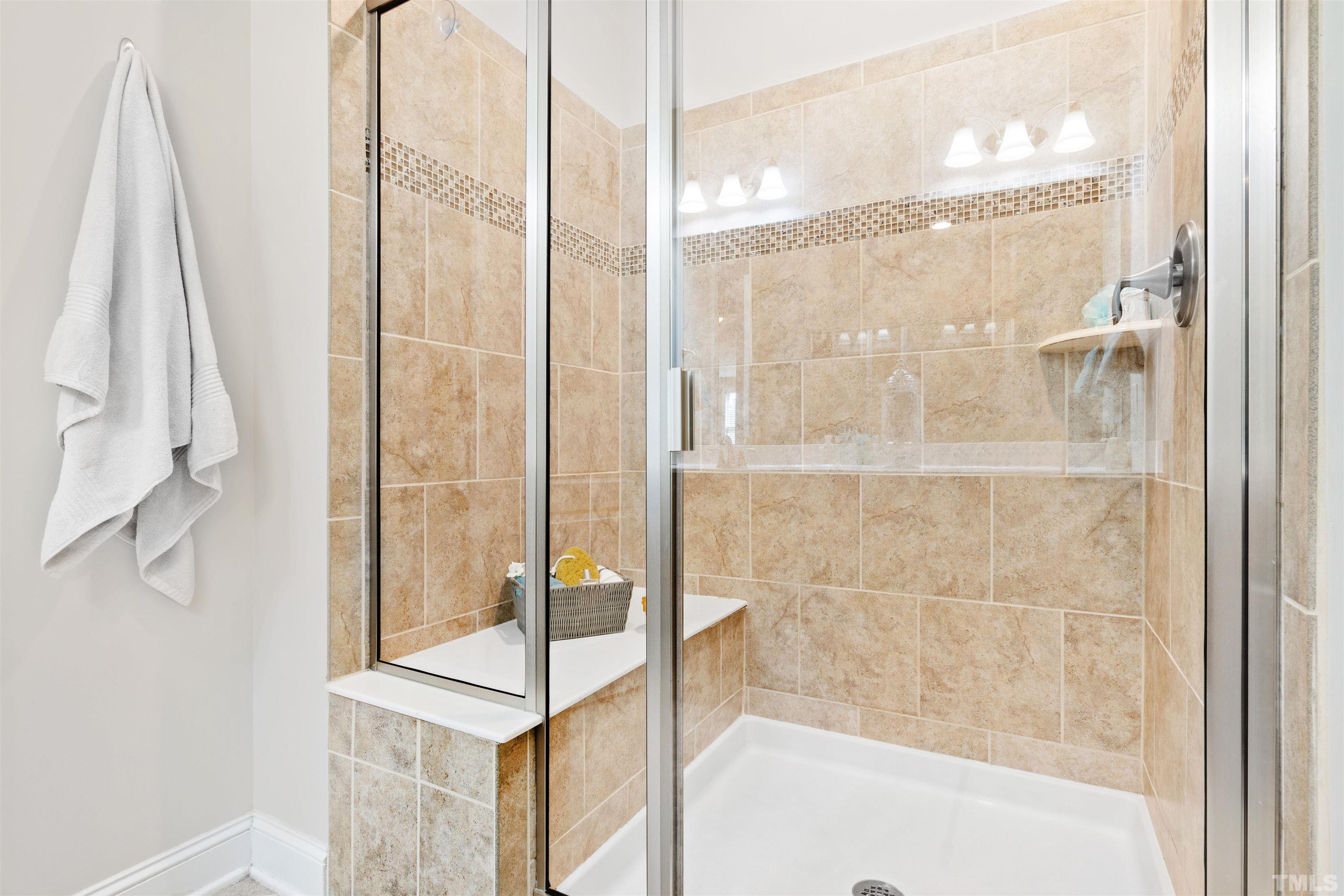 223 Alamosa Place Property Photo 21