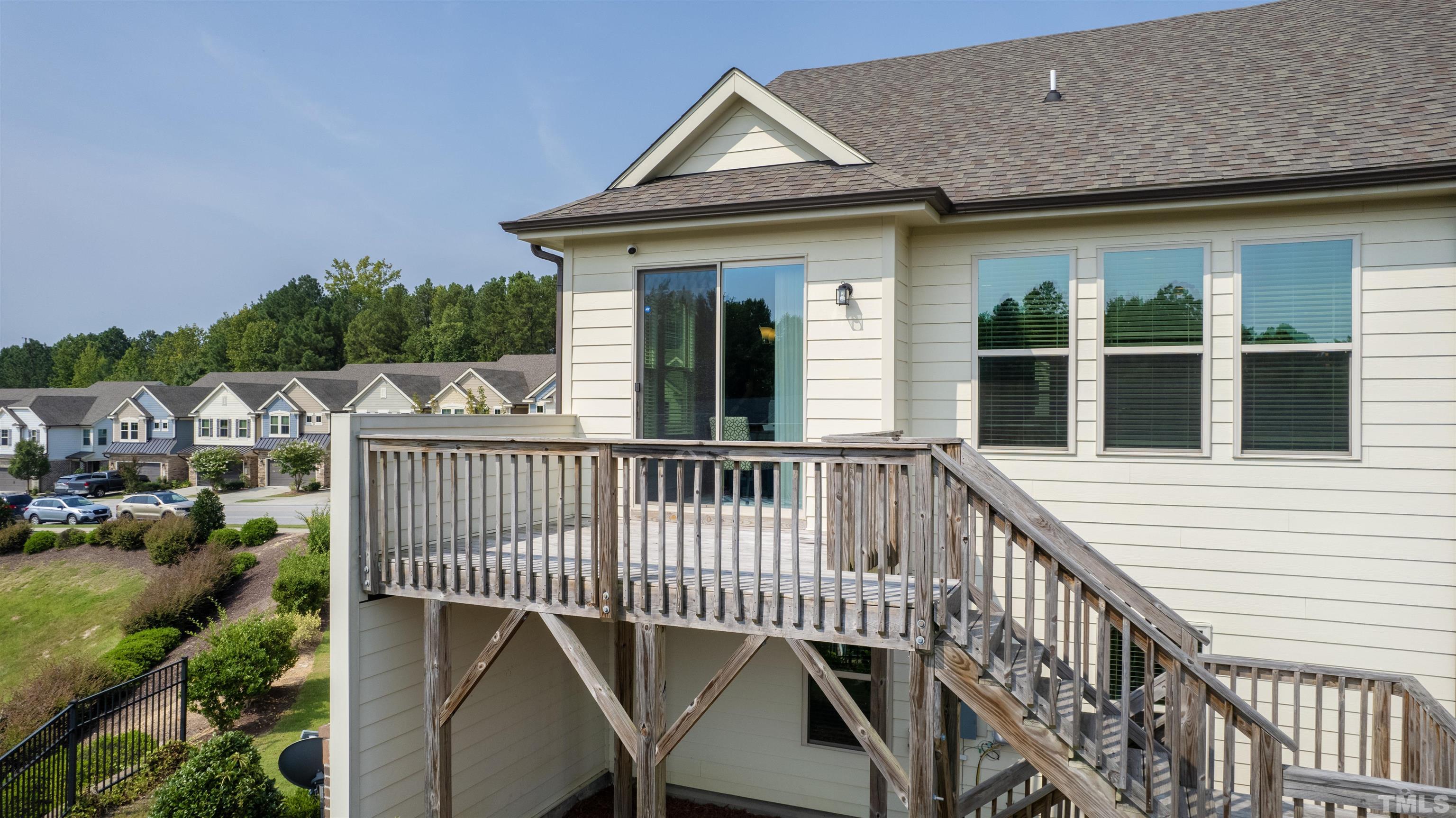 223 Alamosa Place Property Photo 42