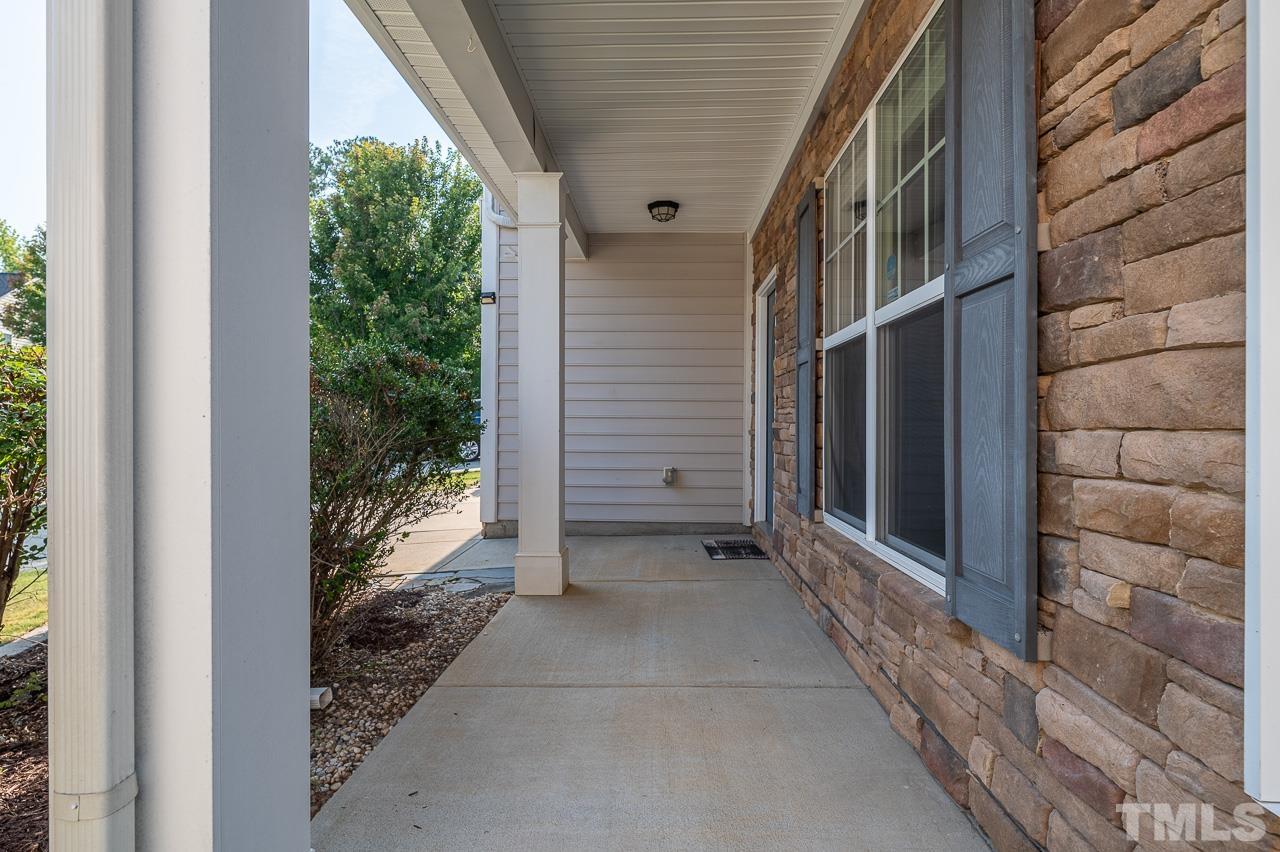 1756 Laurel Park Place Property Photo 4