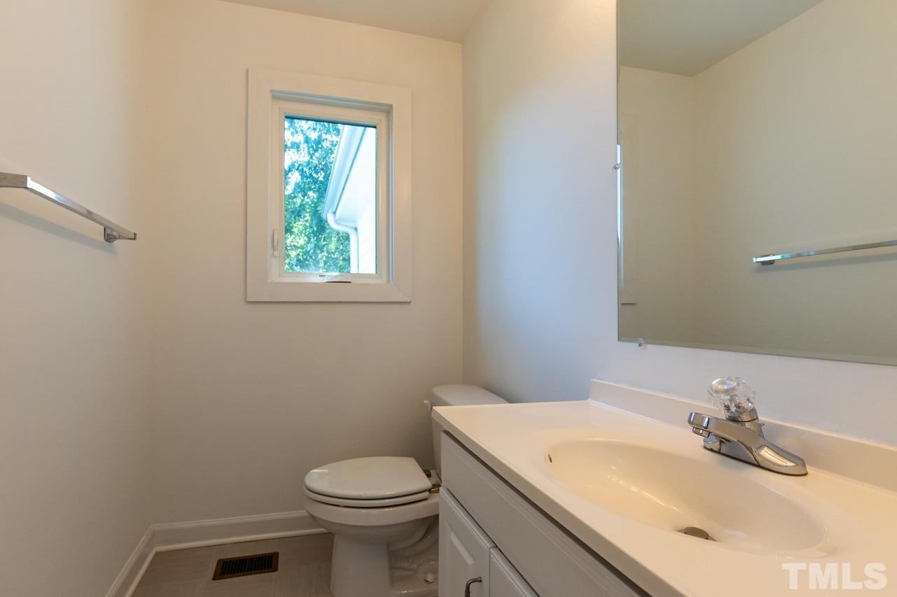 622 New Road Property Photo 15
