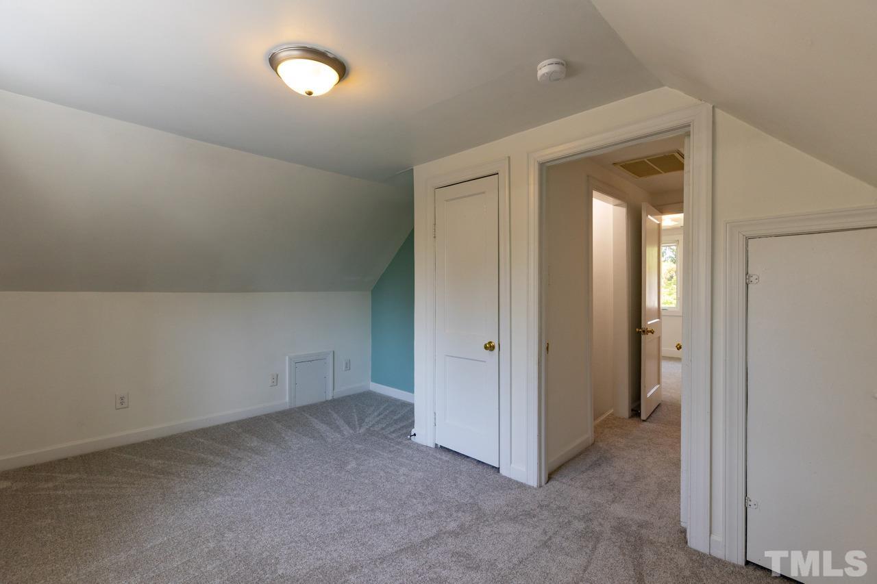 622 New Road Property Photo 23