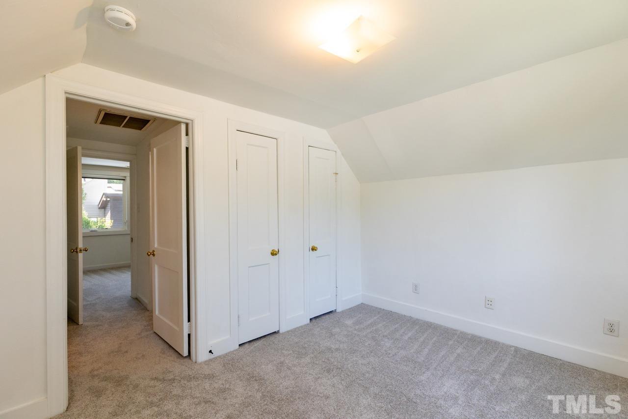 622 New Road Property Photo 26