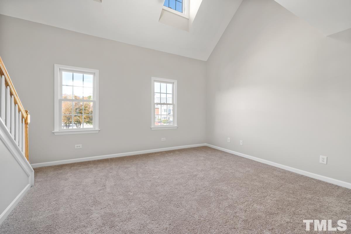 137 Old Grove Ln Property Photo 11