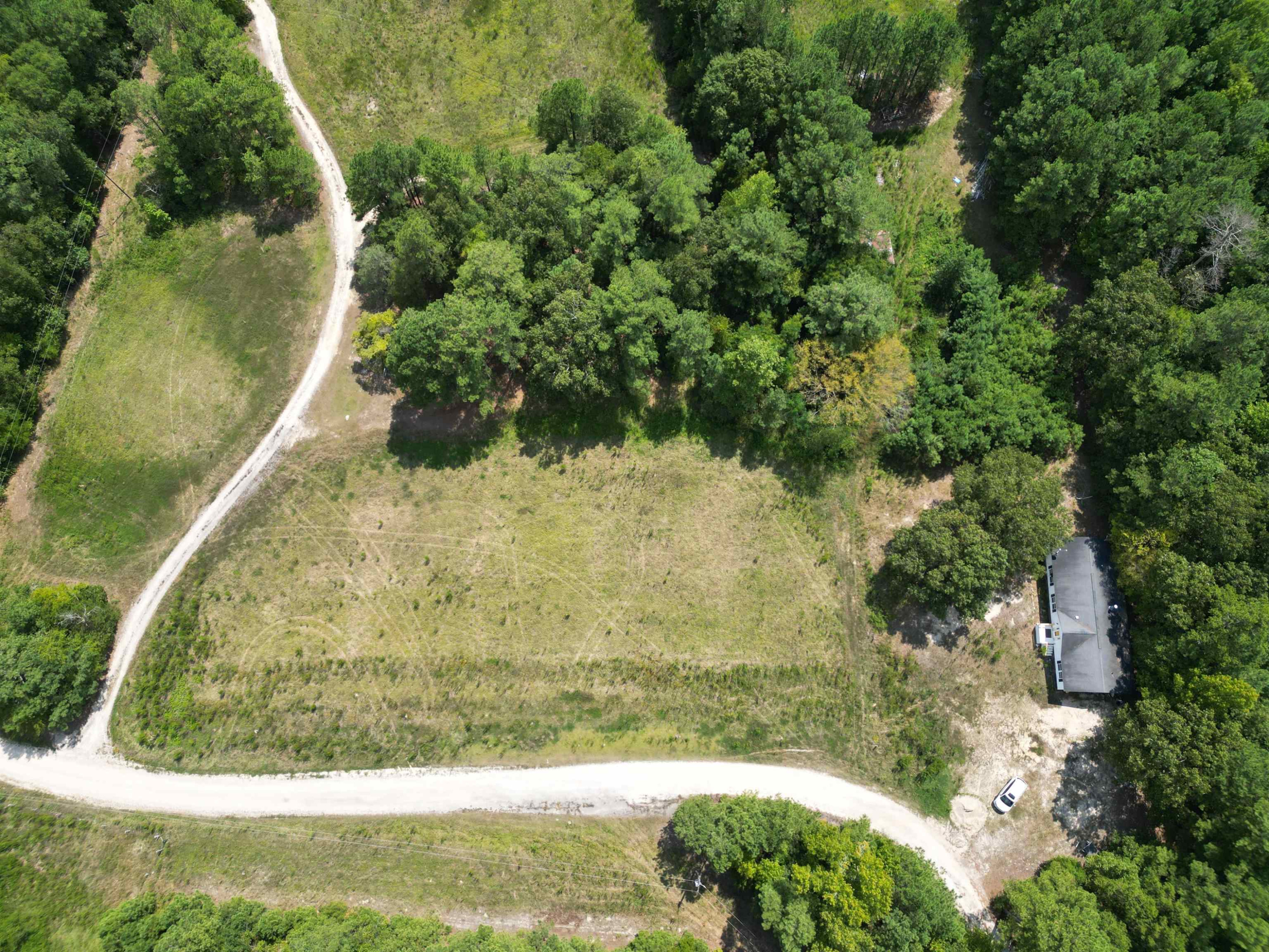4140 & 422 Stells Road Property Photo 2