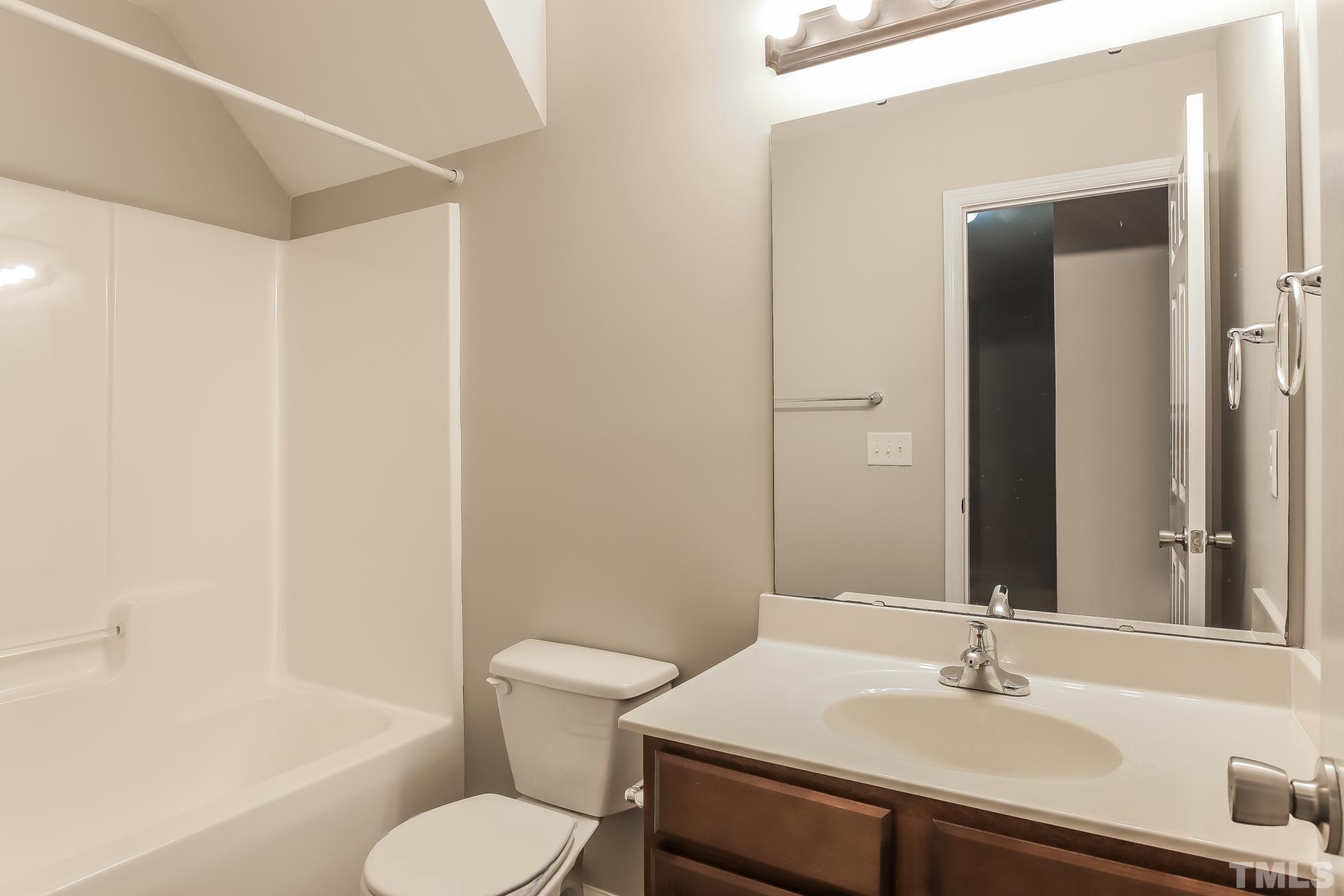 131 Langston Ridge Drive Property Photo 16