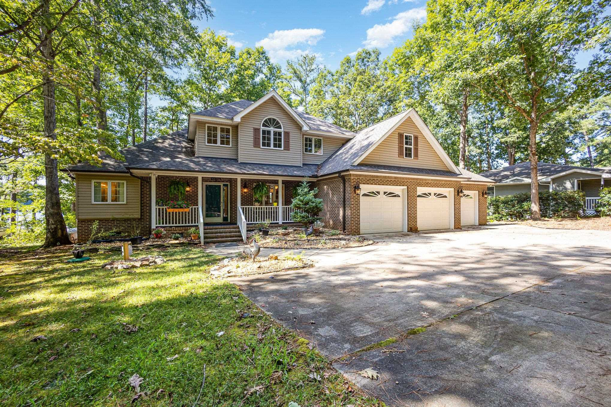 104 Fawn Cove Property Photo 1