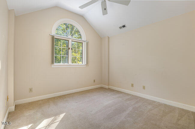 104 Fawn Cove Property Photo 24