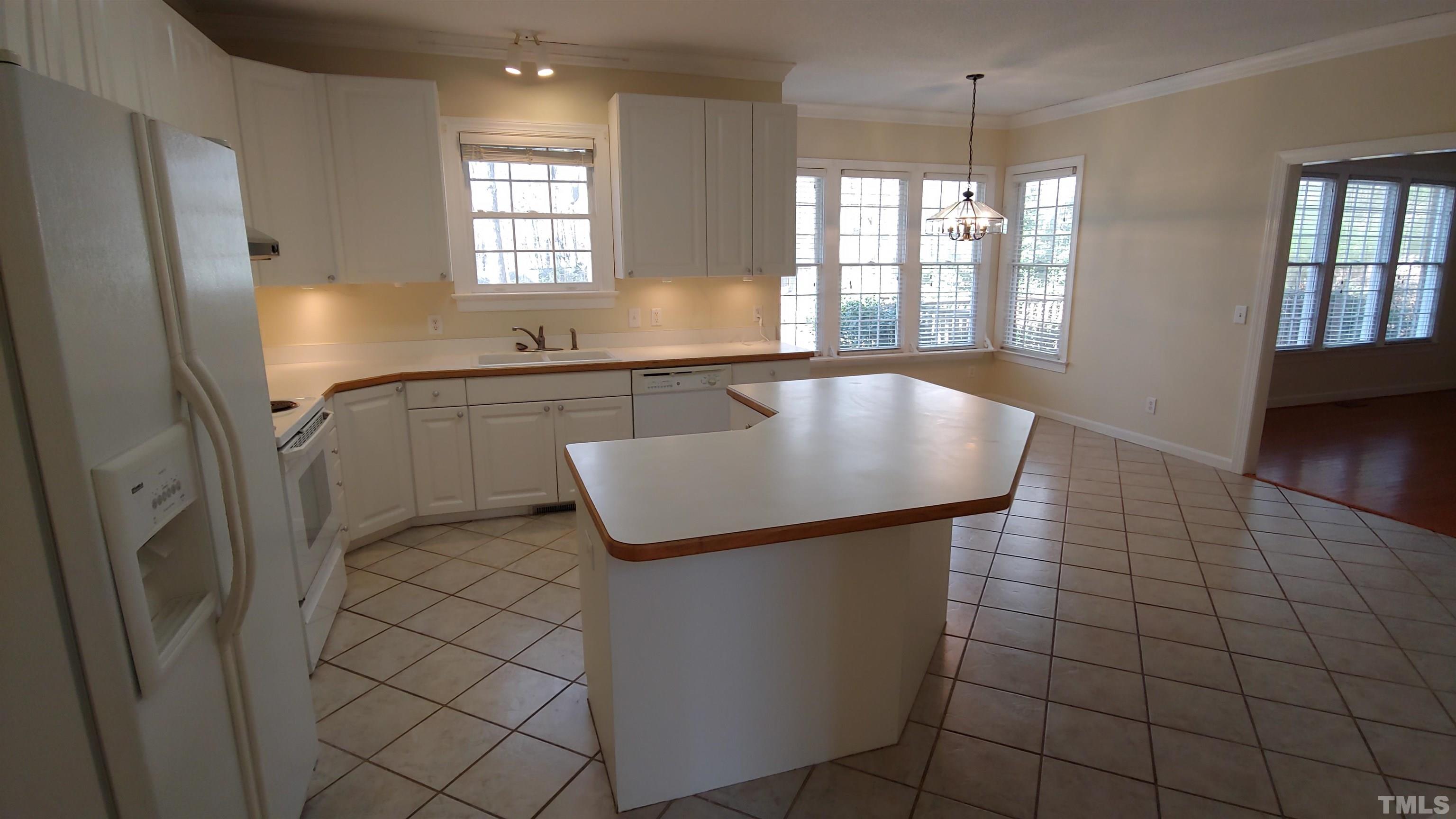 1308 Honey Locust Court Property Photo 3