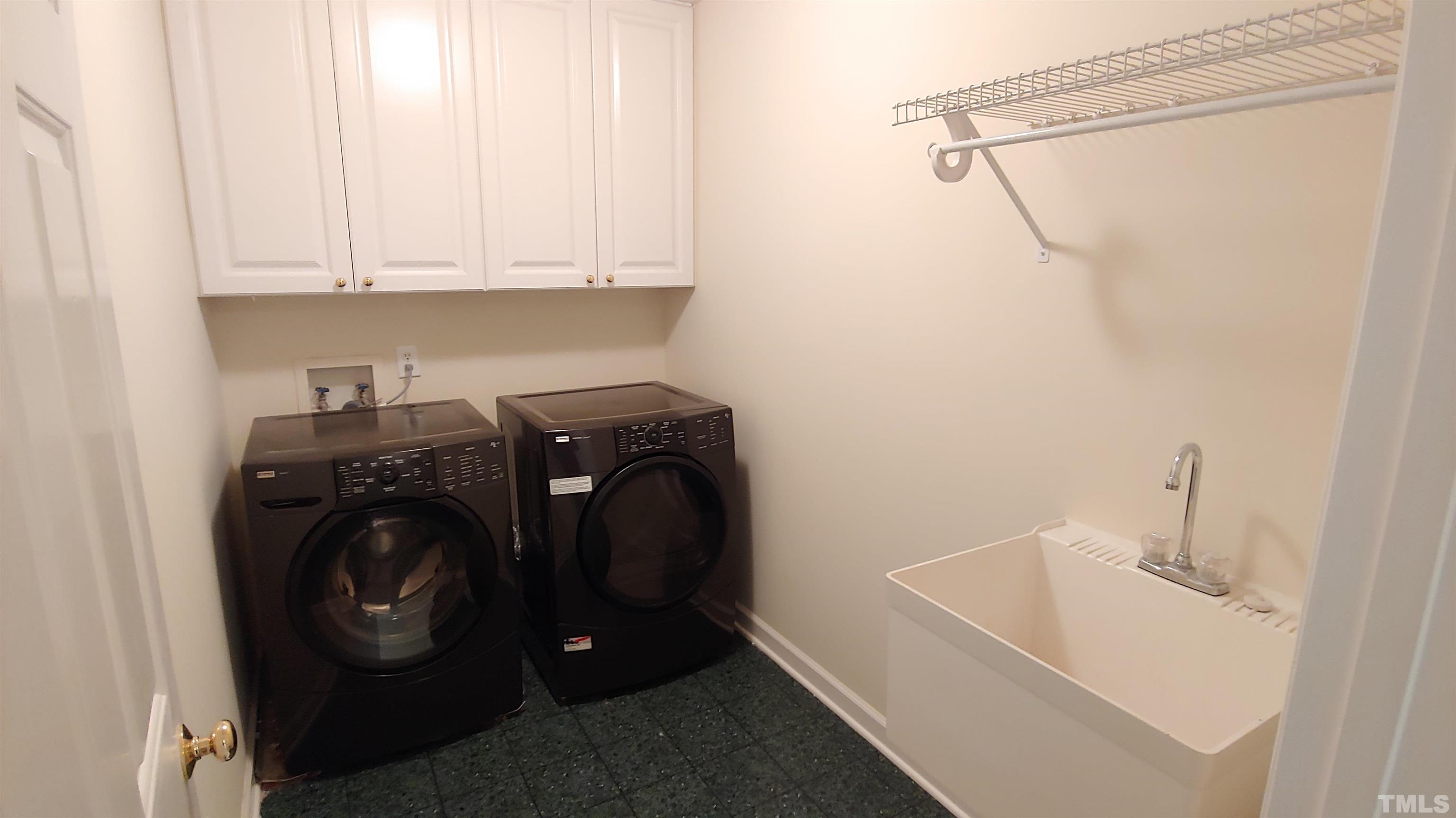 1308 Honey Locust Court Property Photo 23