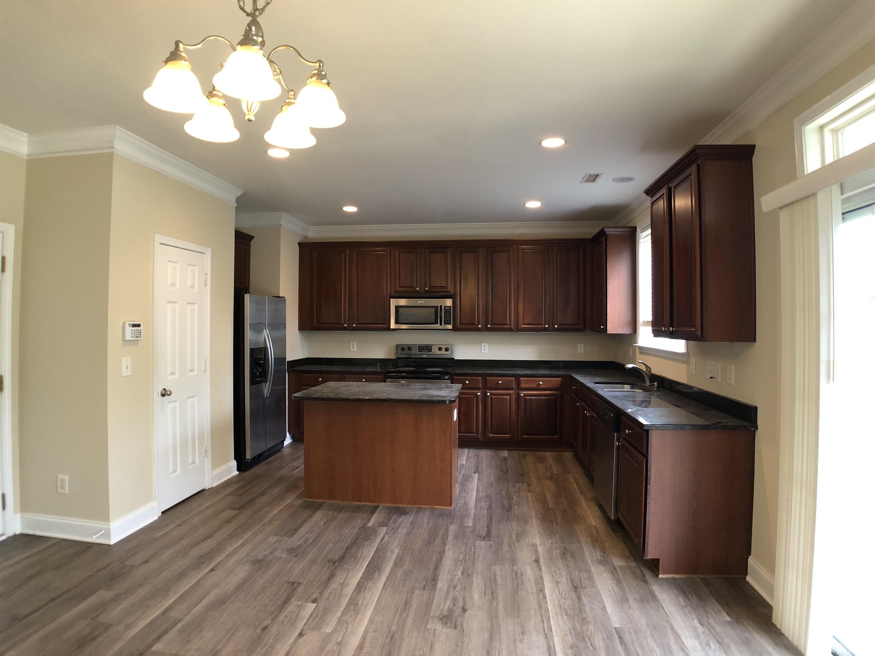 327 Larktree Lane Property Photo 2
