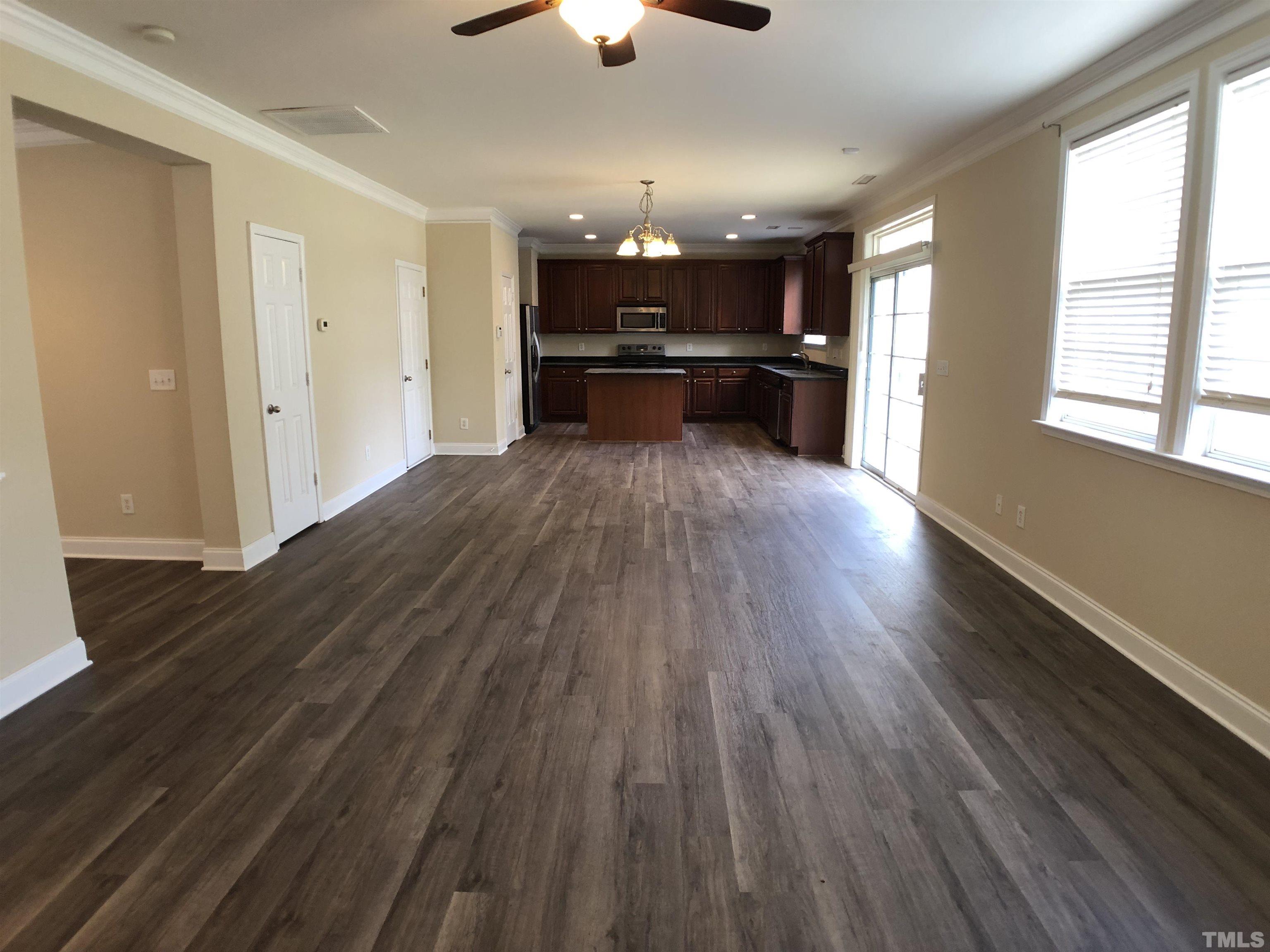 327 Larktree Lane Property Photo 4