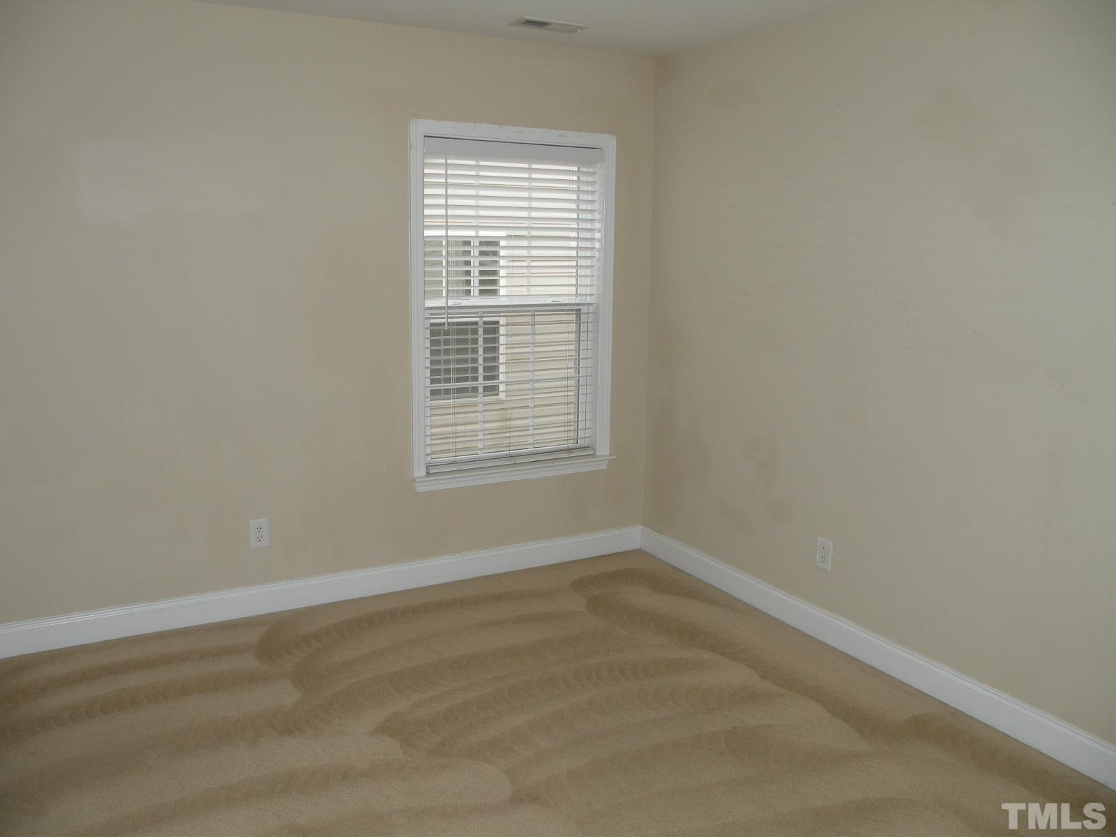 327 Larktree Lane Property Photo 14