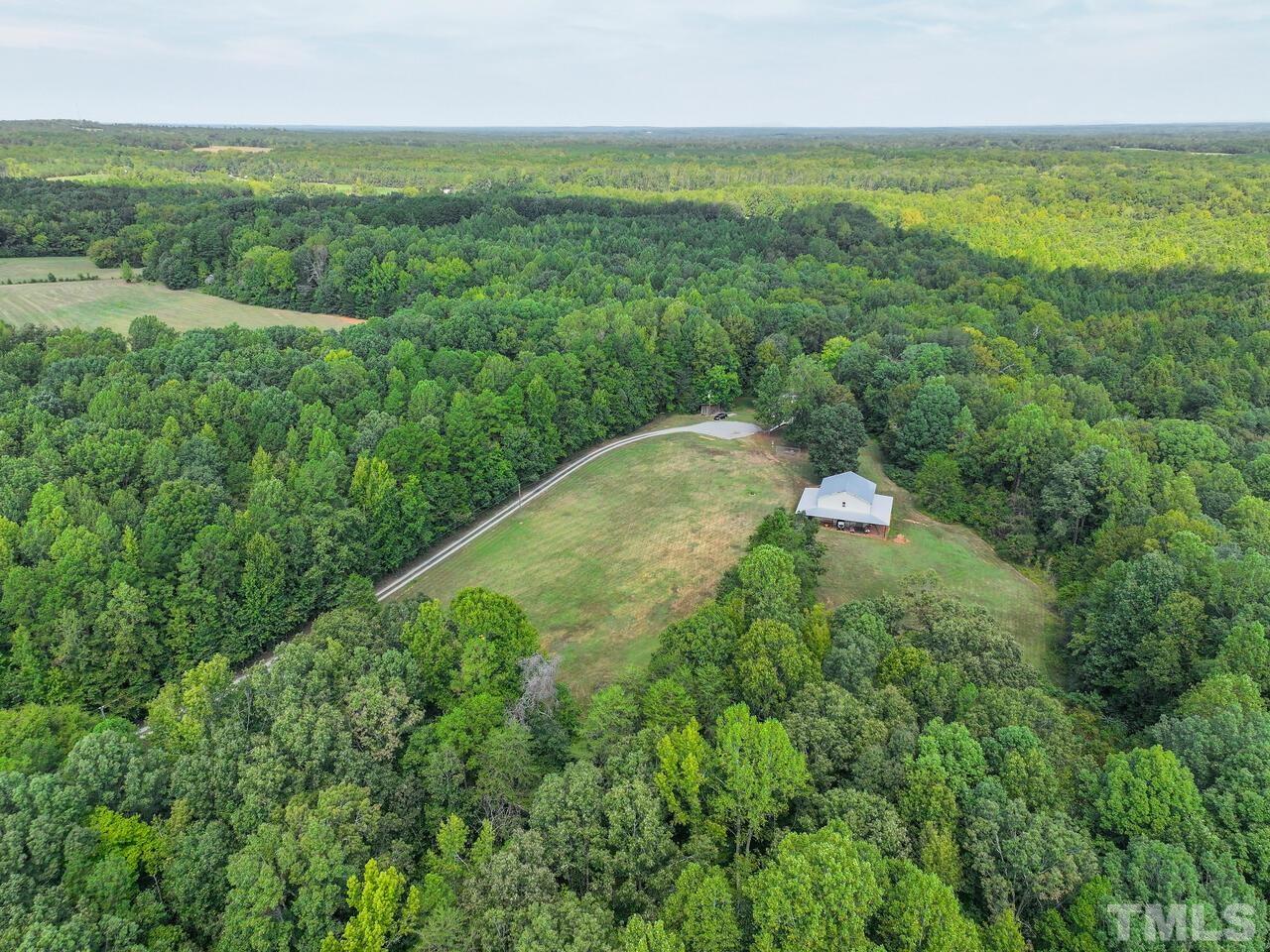 2075 E Hitesburg Road Property Photo 4