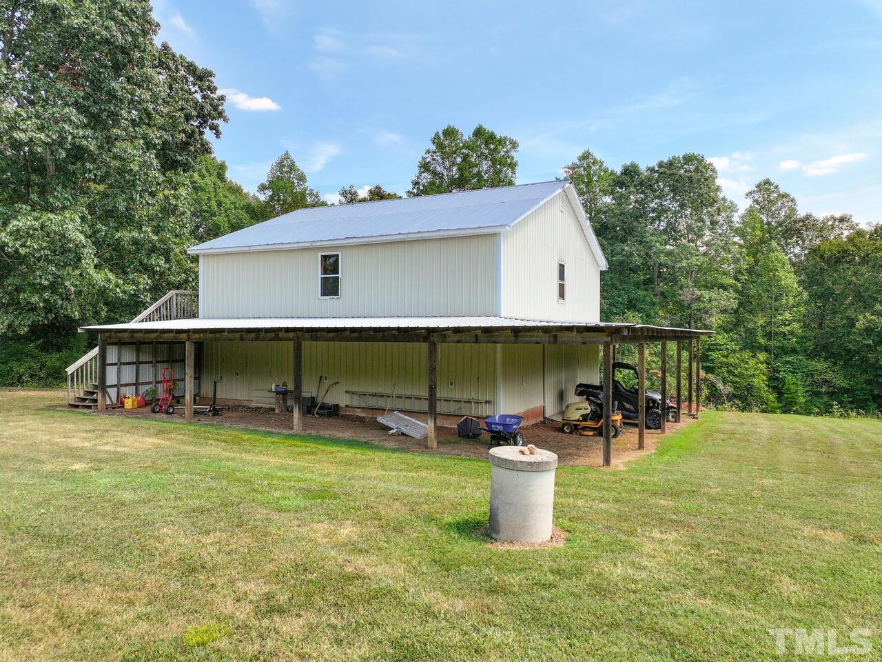 2075 E Hitesburg Road Property Photo 10