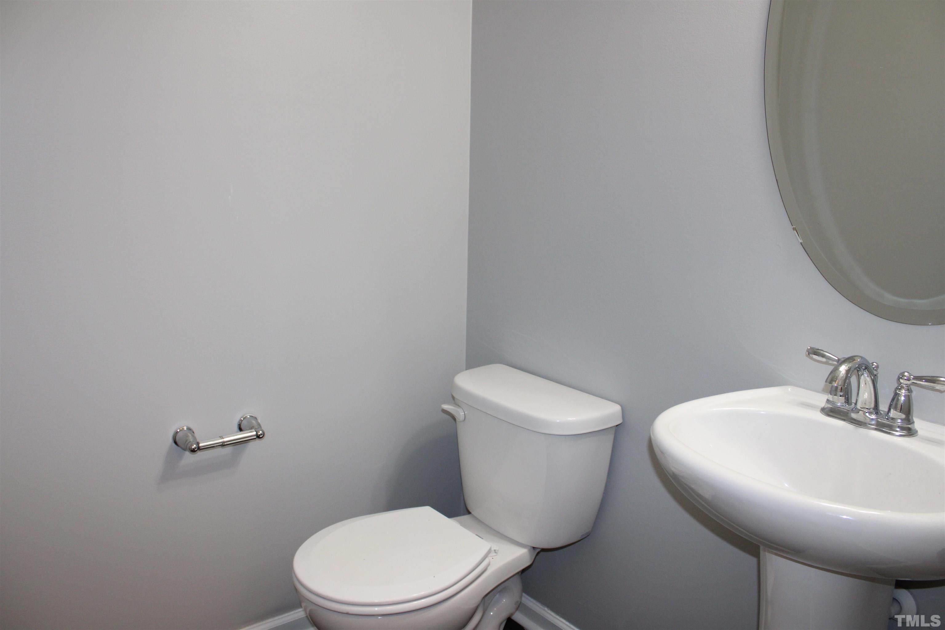 587 Grand Central Station Property Photo 14