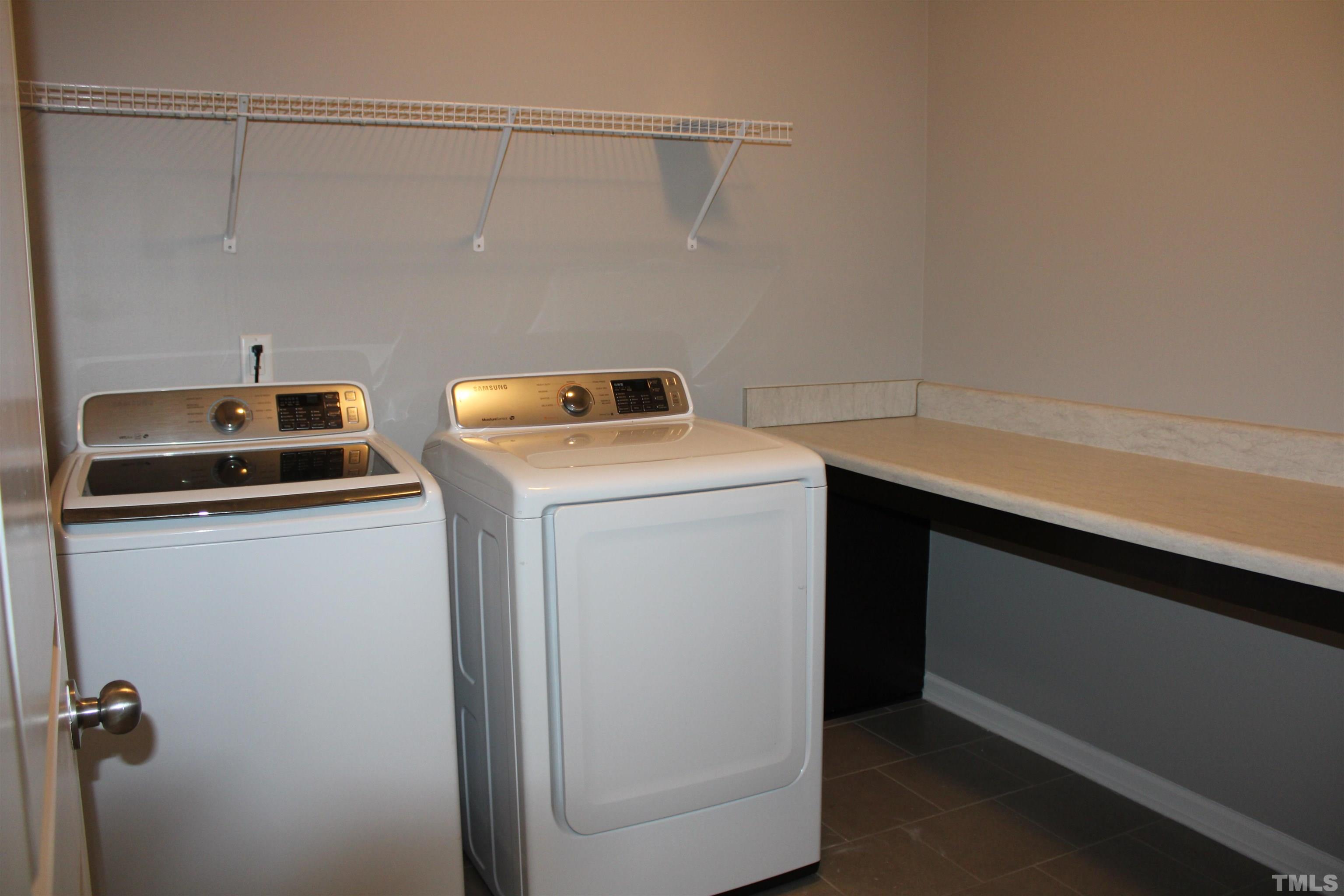 587 Grand Central Station Property Photo 23