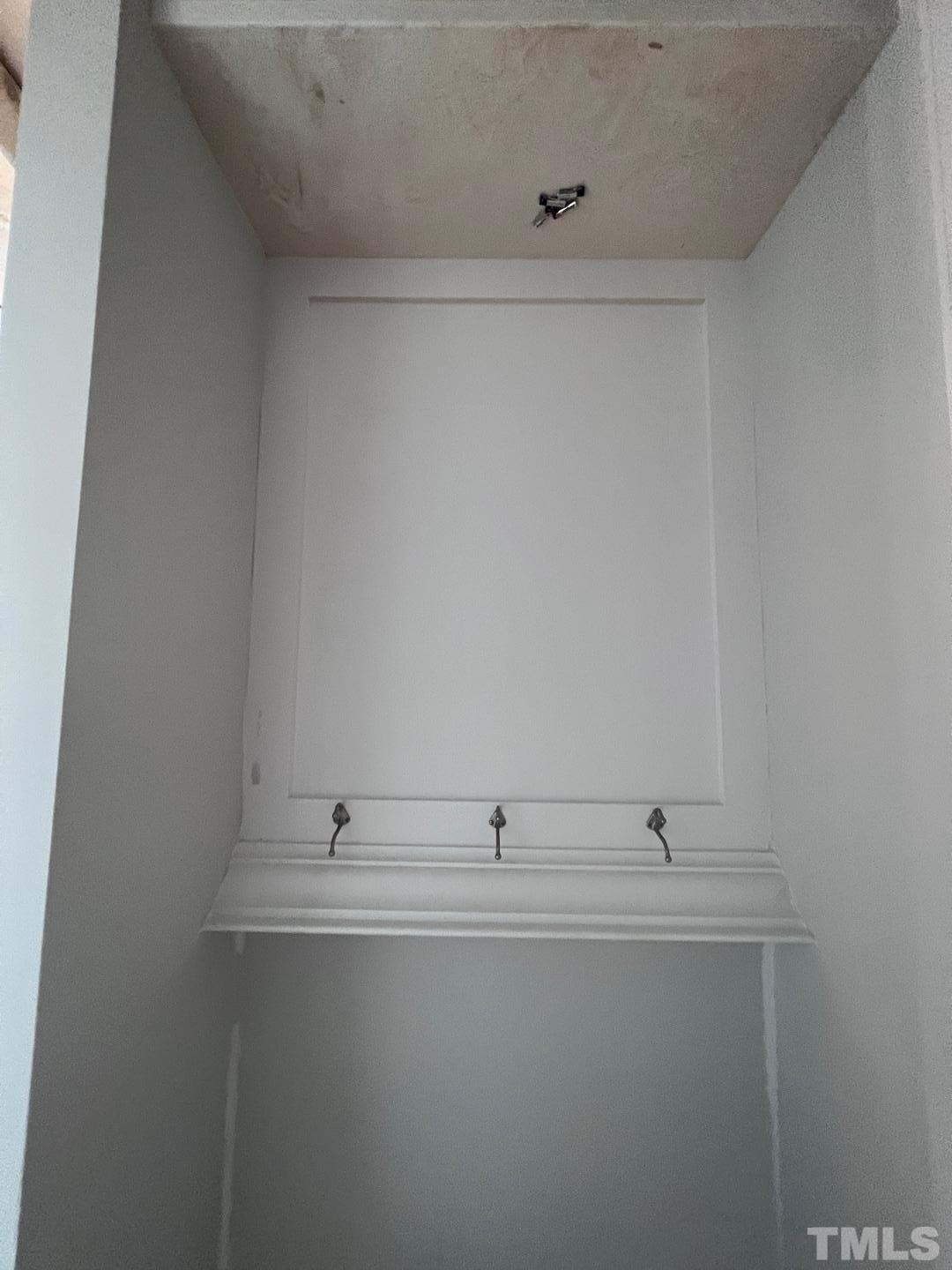 309 Natsam Woods Way Property Photo 5