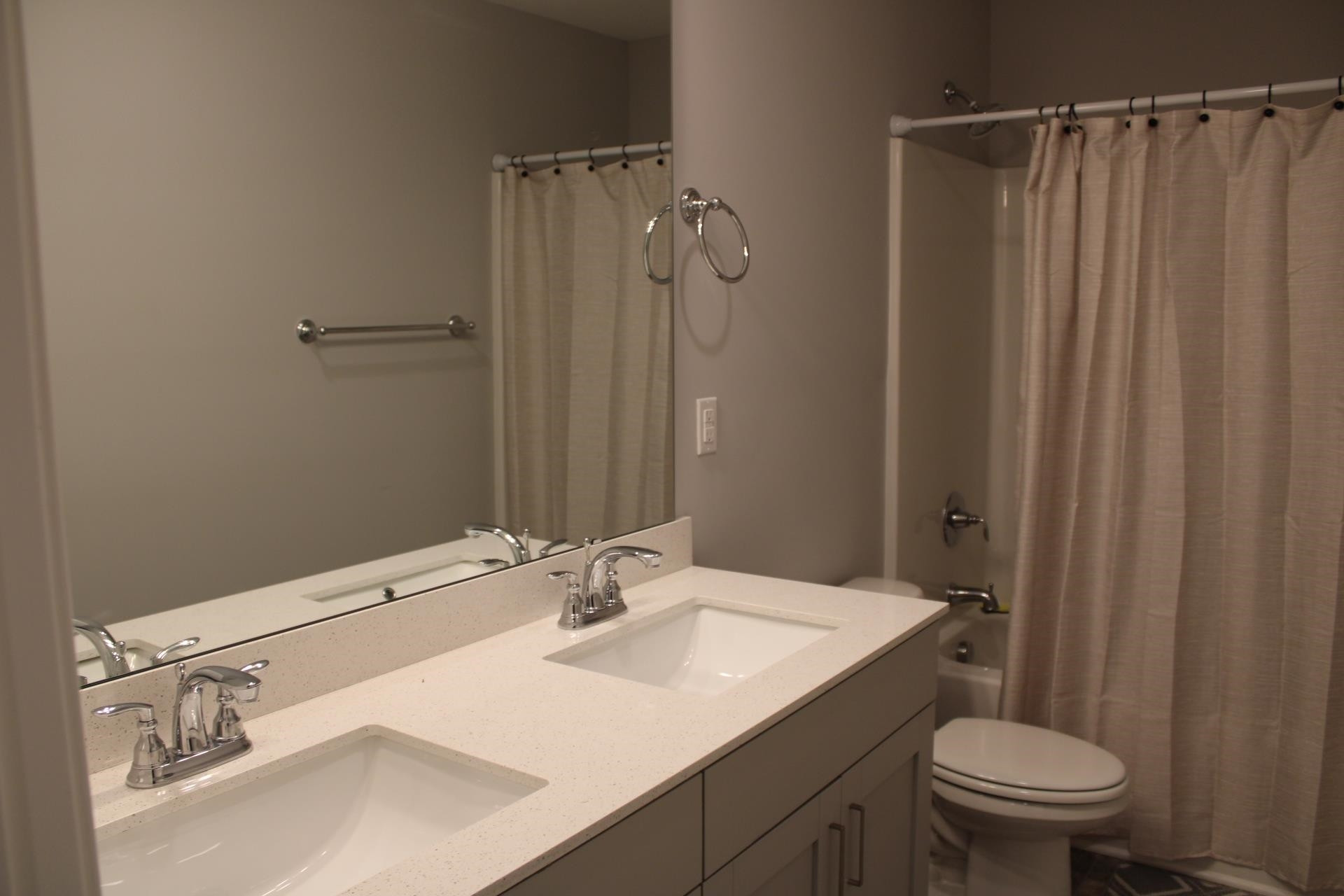 363 Avery Meadows Drive Property Photo 44