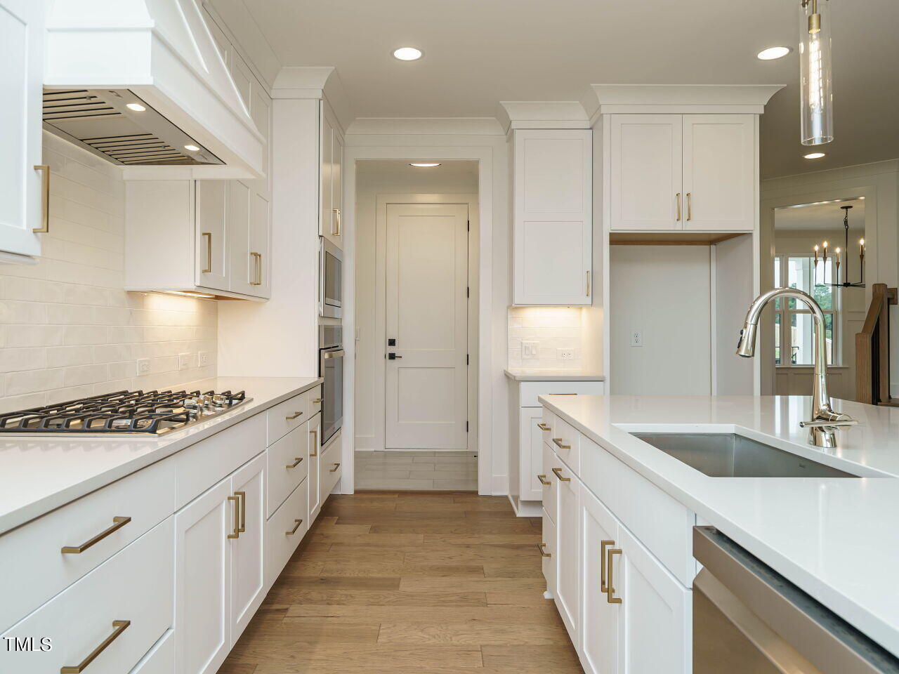 180 Pondhurst Lane Property Photo 14