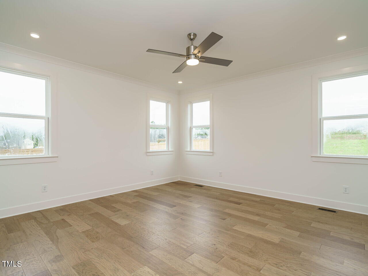 180 Pondhurst Lane Property Photo 21