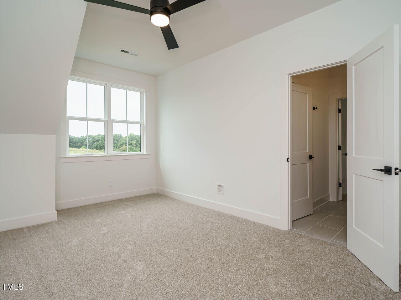 180 Pondhurst Lane Property Photo 33