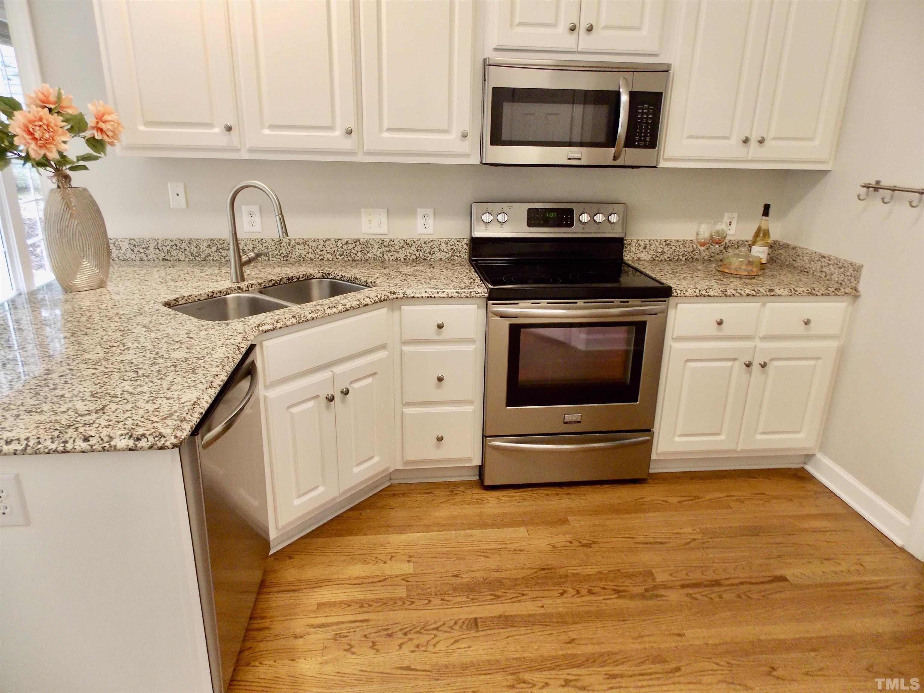 128 Hein Drive Property Photo 19