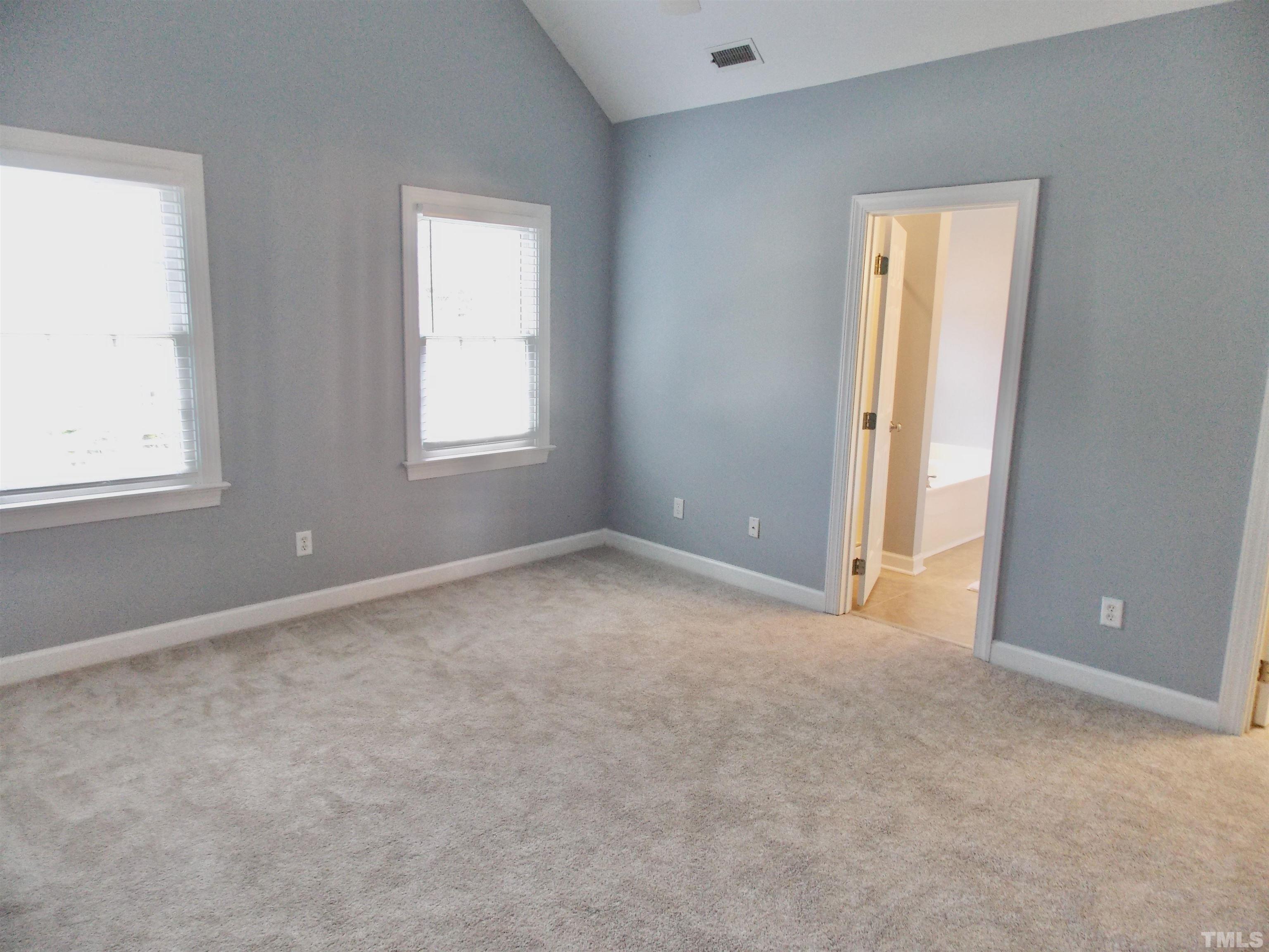 128 Hein Drive Property Photo 28