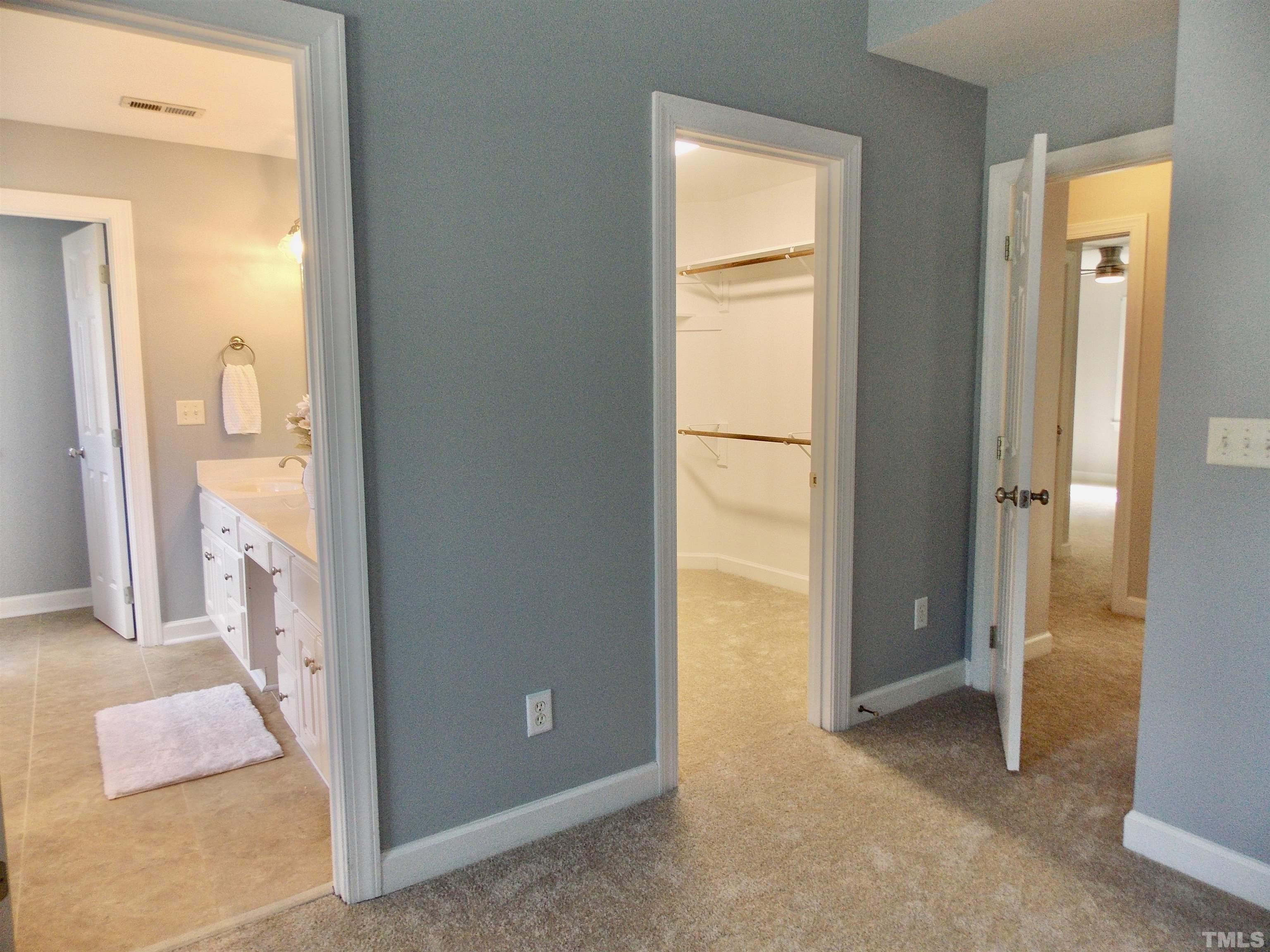 128 Hein Drive Property Photo 29