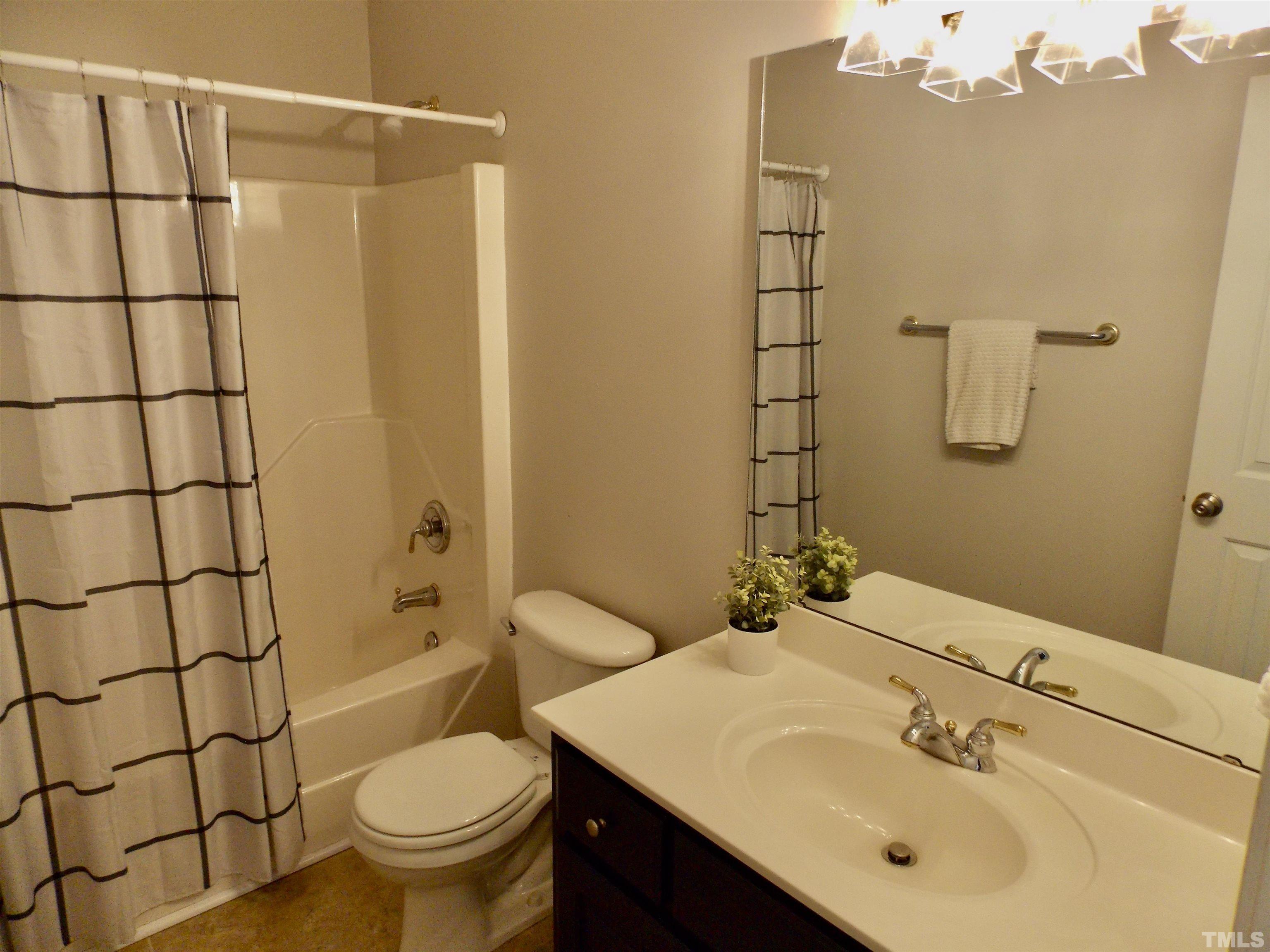 128 Hein Drive Property Photo 38