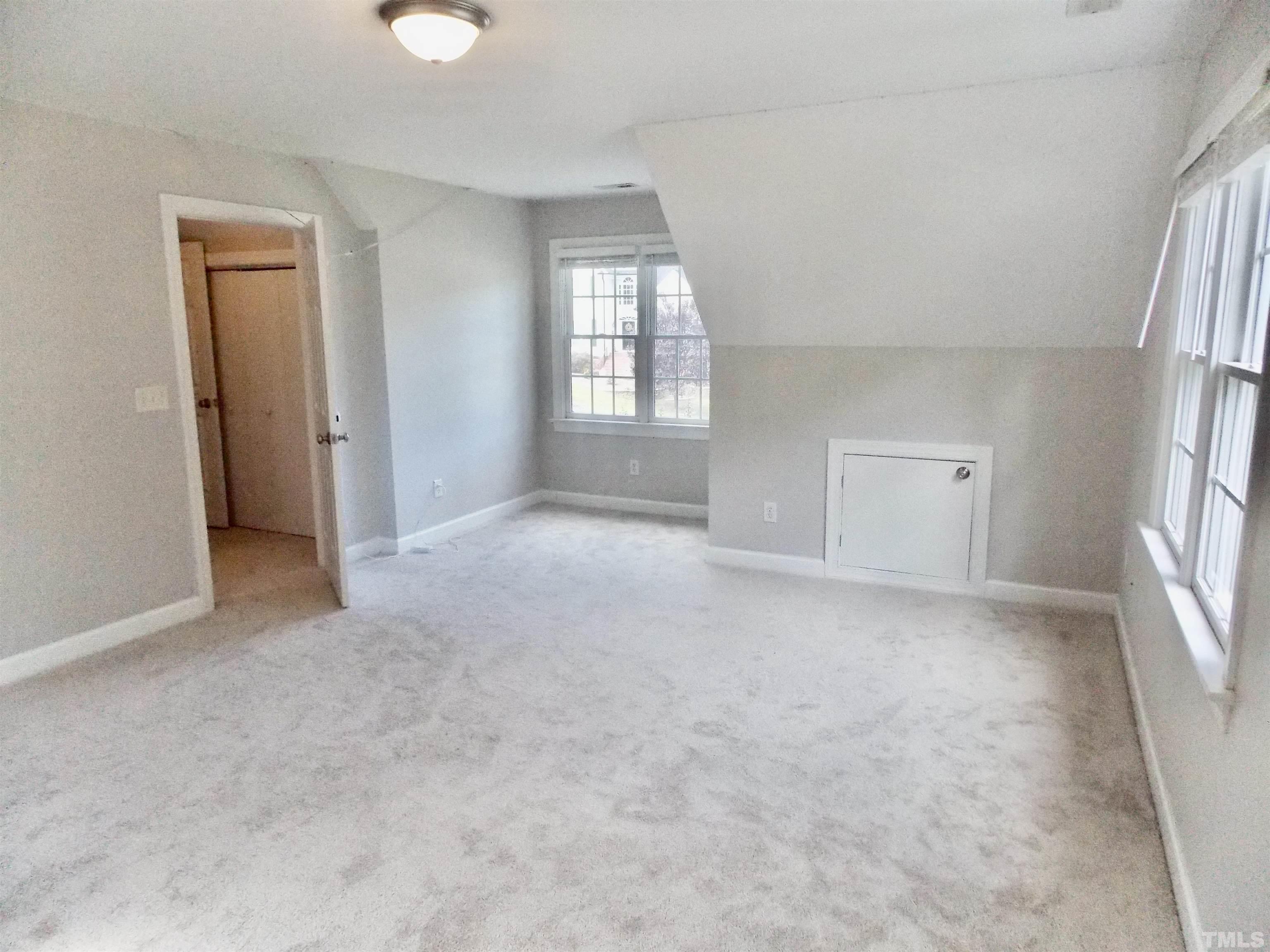 128 Hein Drive Property Photo 45