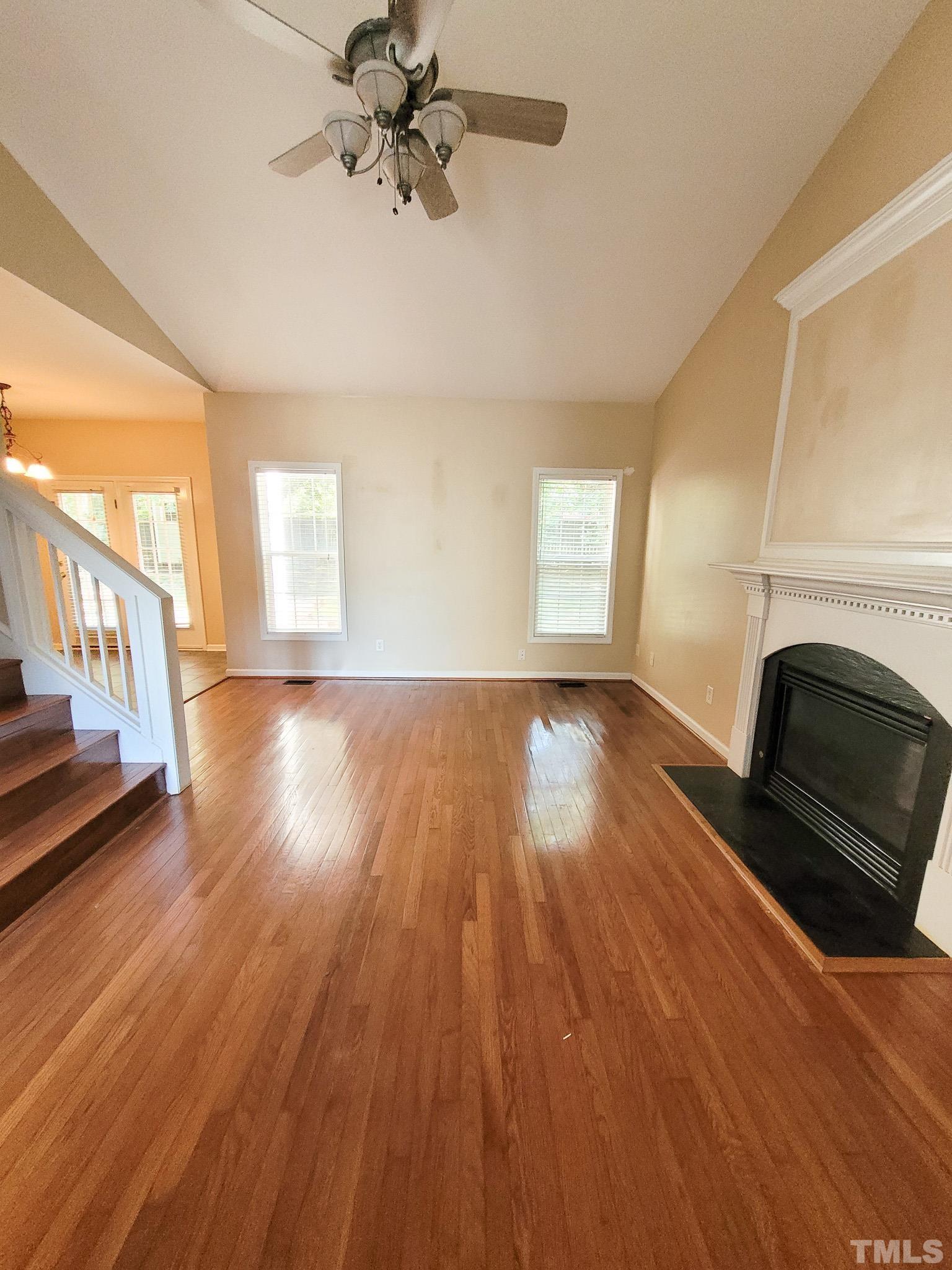 2405 Newby Court Property Photo 2