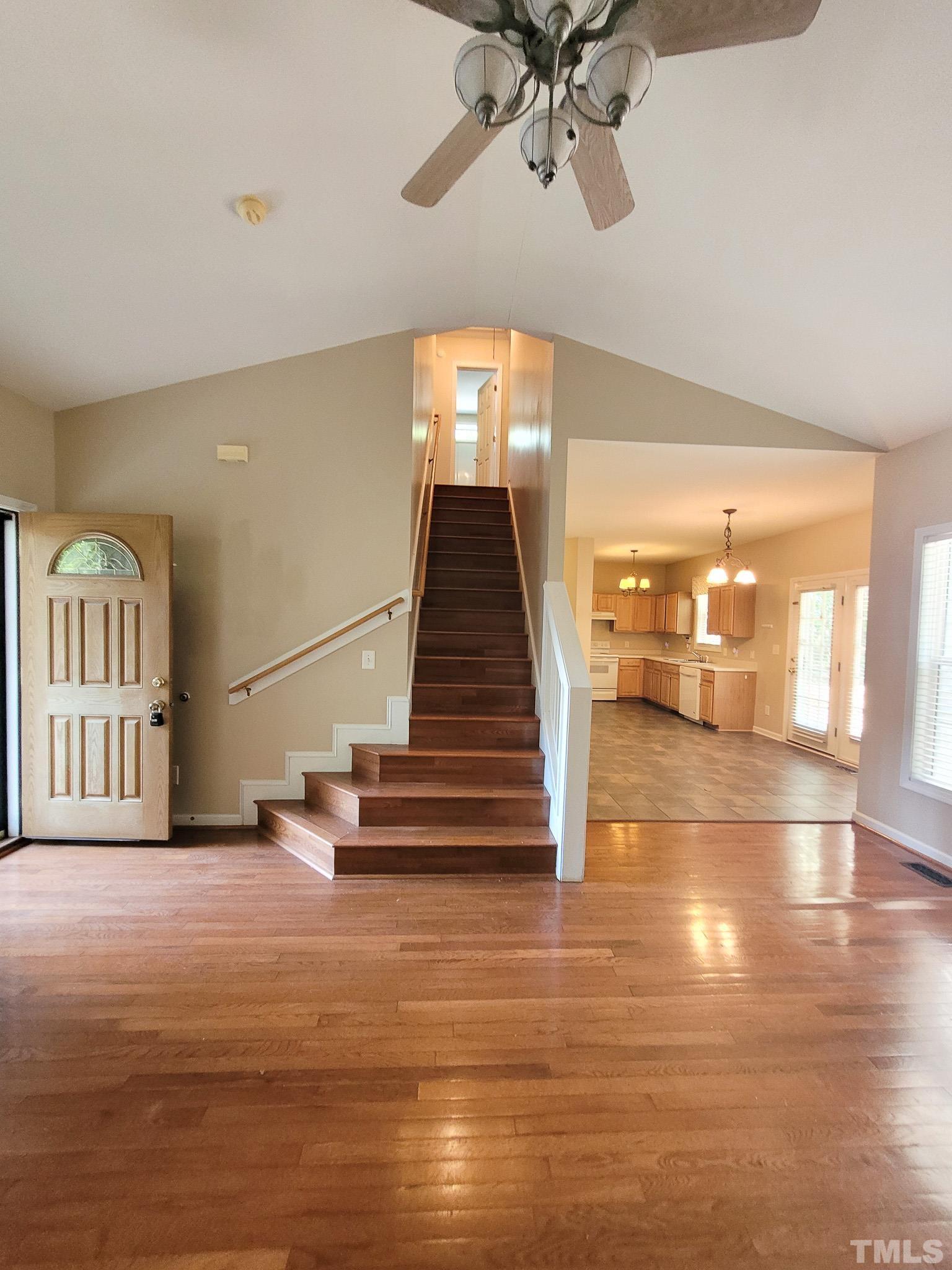 2405 Newby Court Property Photo 3