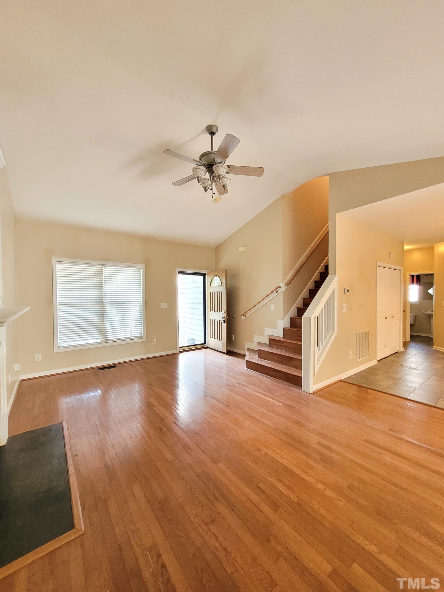 2405 Newby Court Property Photo 4