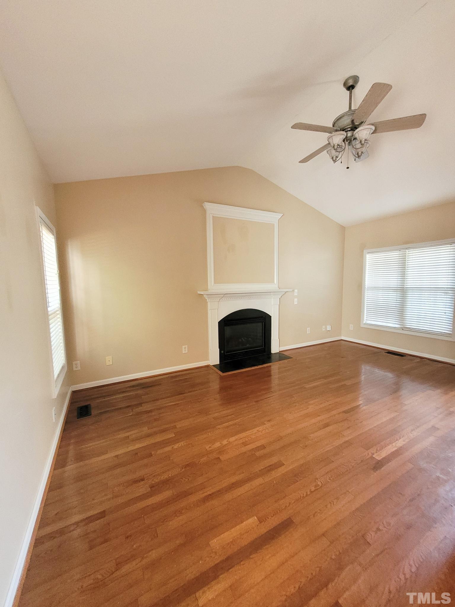 2405 Newby Court Property Photo 5