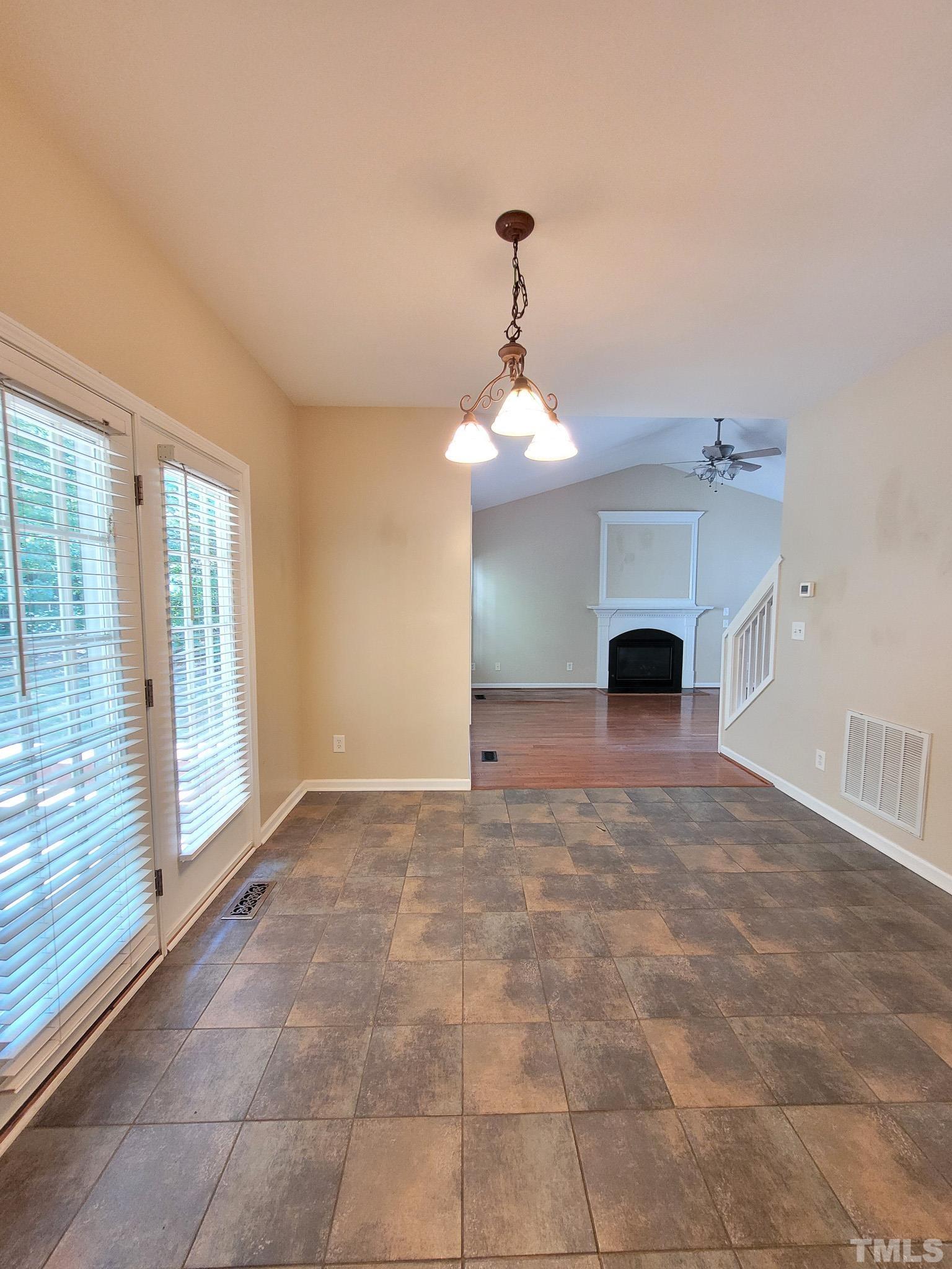 2405 Newby Court Property Photo 8