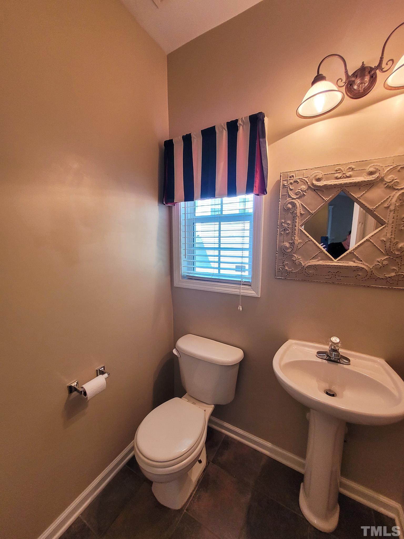 2405 Newby Court Property Photo 16