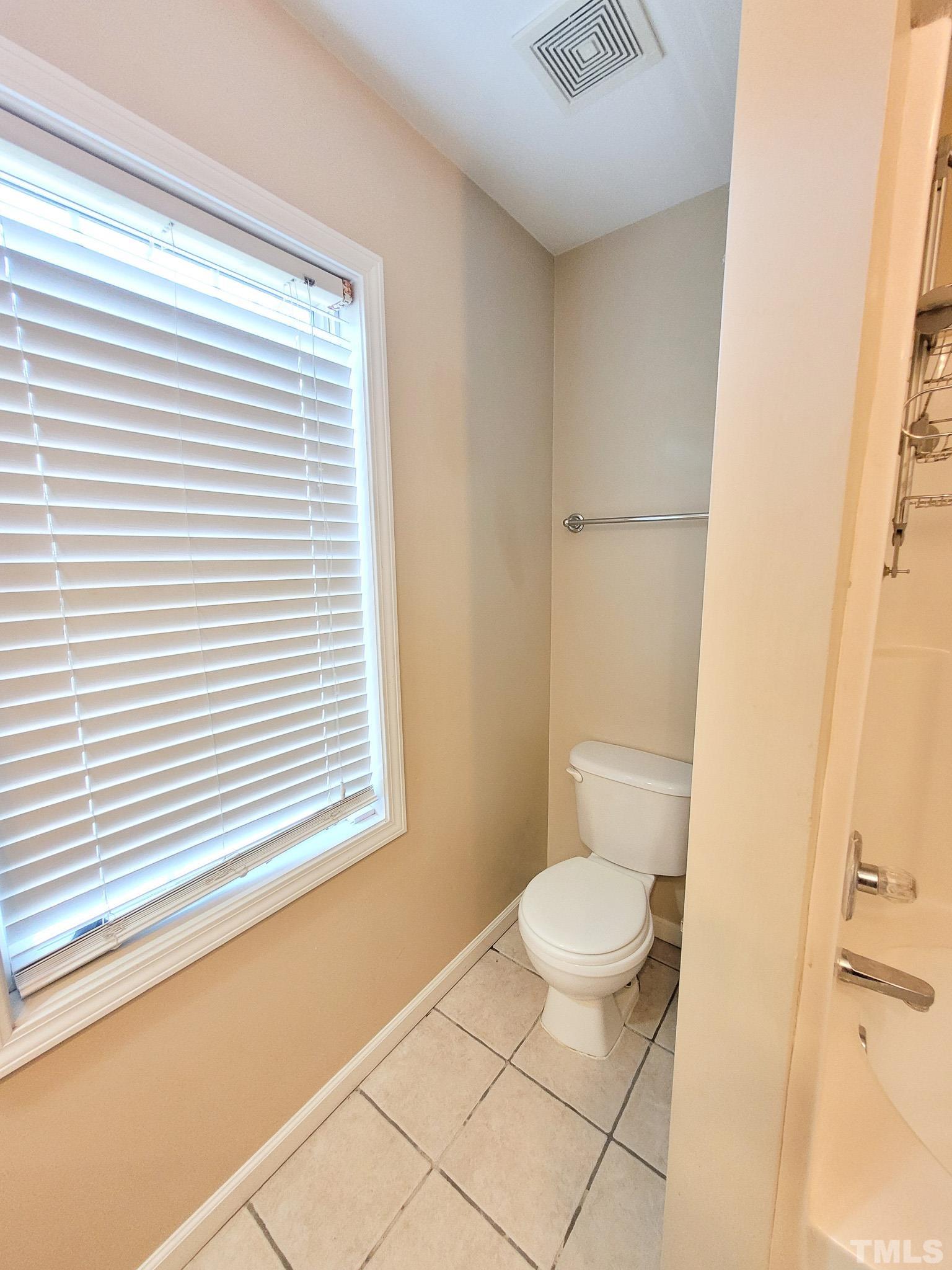 2405 Newby Court Property Photo 28
