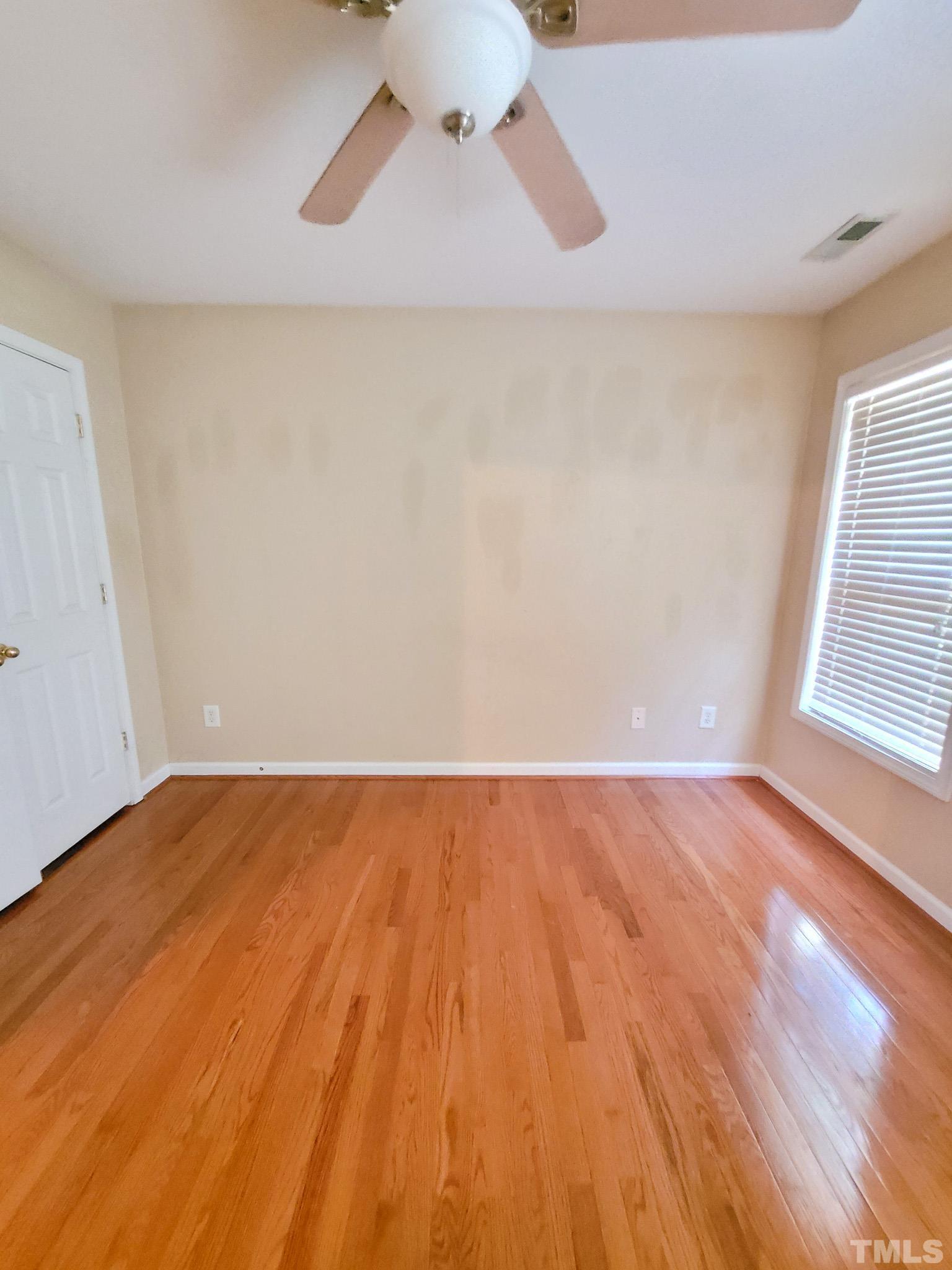 2405 Newby Court Property Photo 34