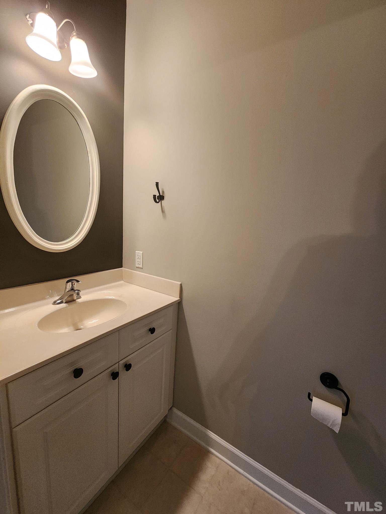 104 Sir William Lane Property Photo 3